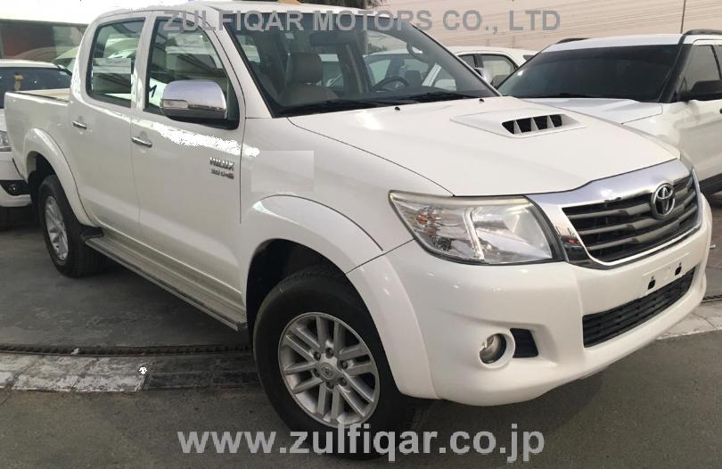 TOYOTA HILUX PICK UP 2015 Image 5