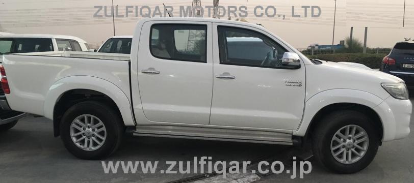 TOYOTA HILUX PICK UP 2015 Image 7
