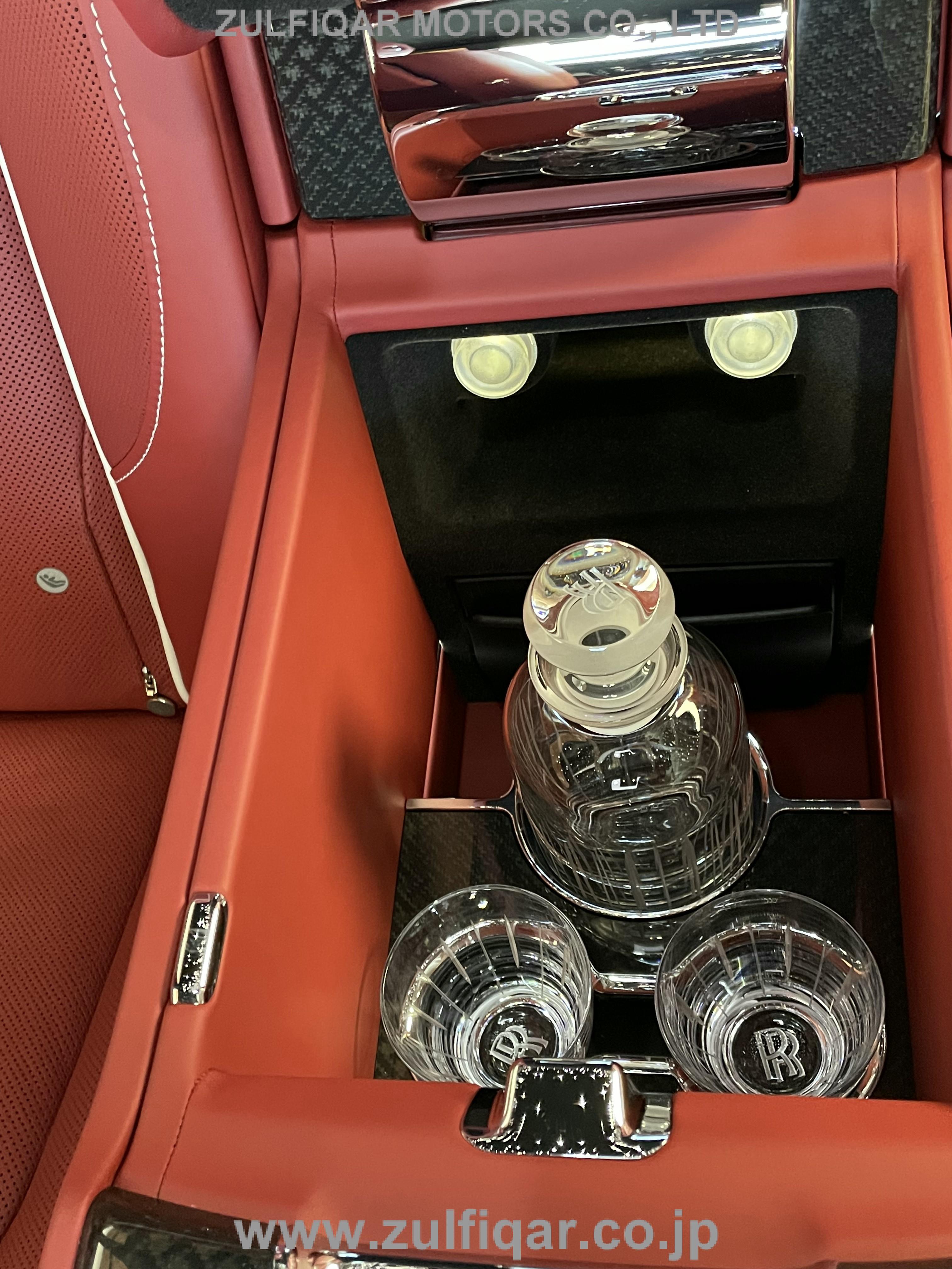 ROLLS ROYCE CULLINAN 2020 Image 28