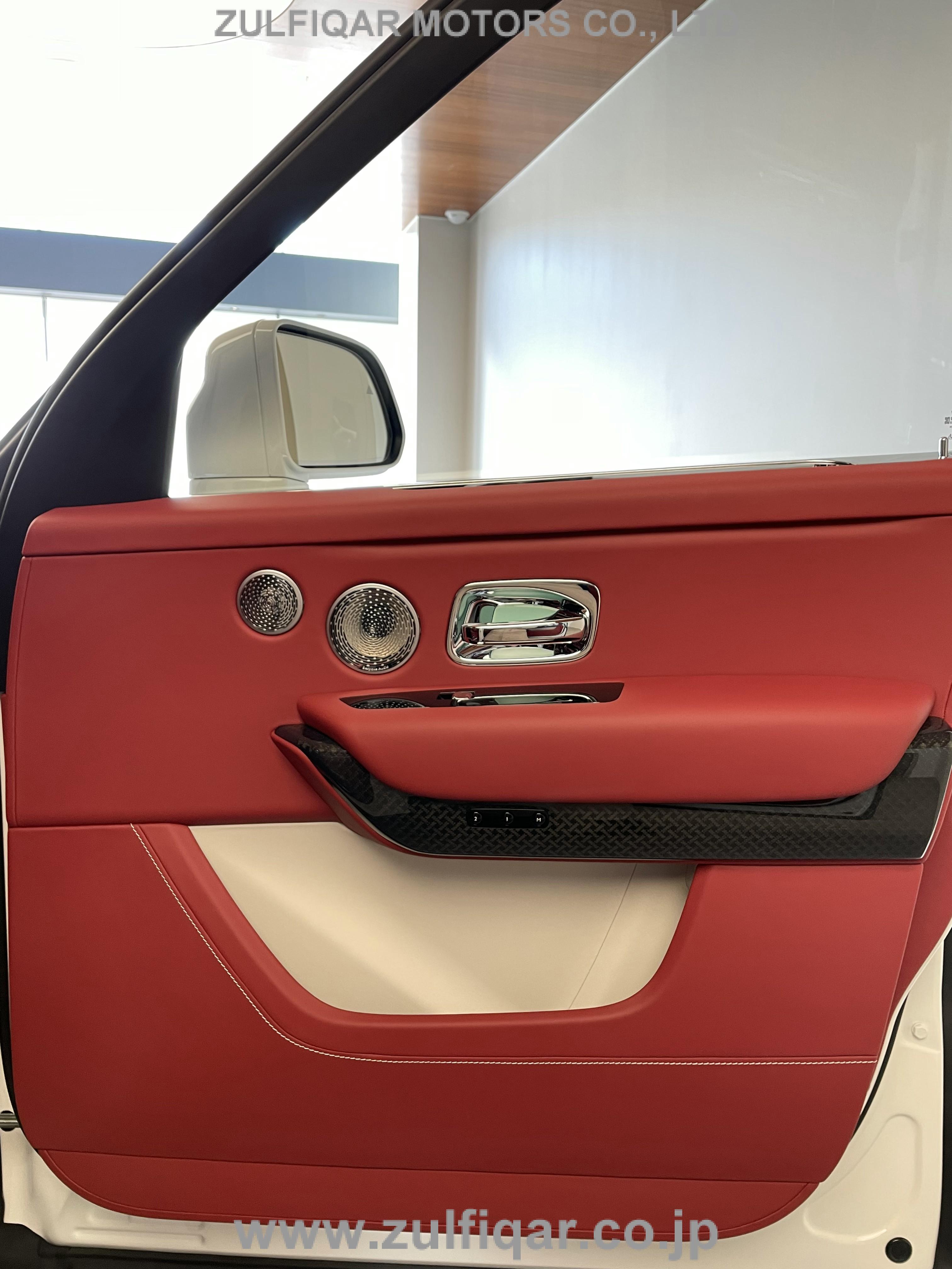 ROLLS ROYCE CULLINAN 2020 Image 36