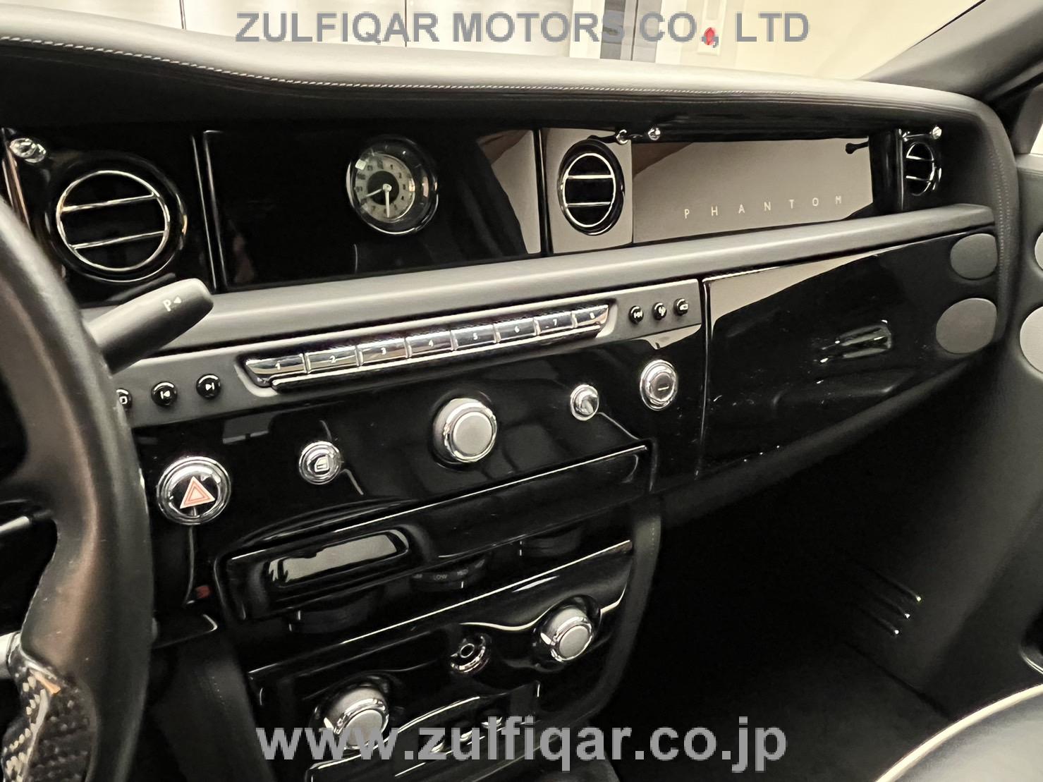ROLLS ROYCE PHANTOM 2013 Image 32