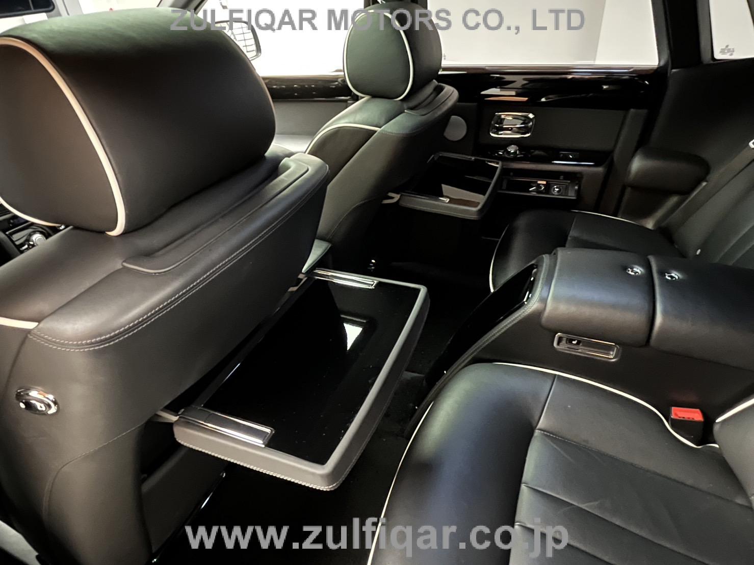 ROLLS ROYCE PHANTOM 2013 Image 40