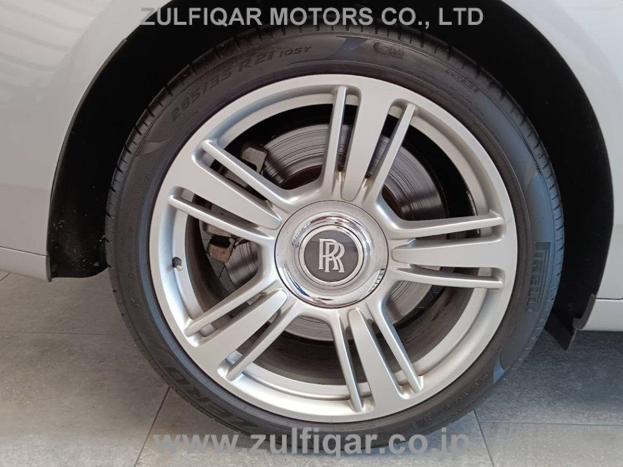 ROLLS ROYCE GHOST 2015 Image 33