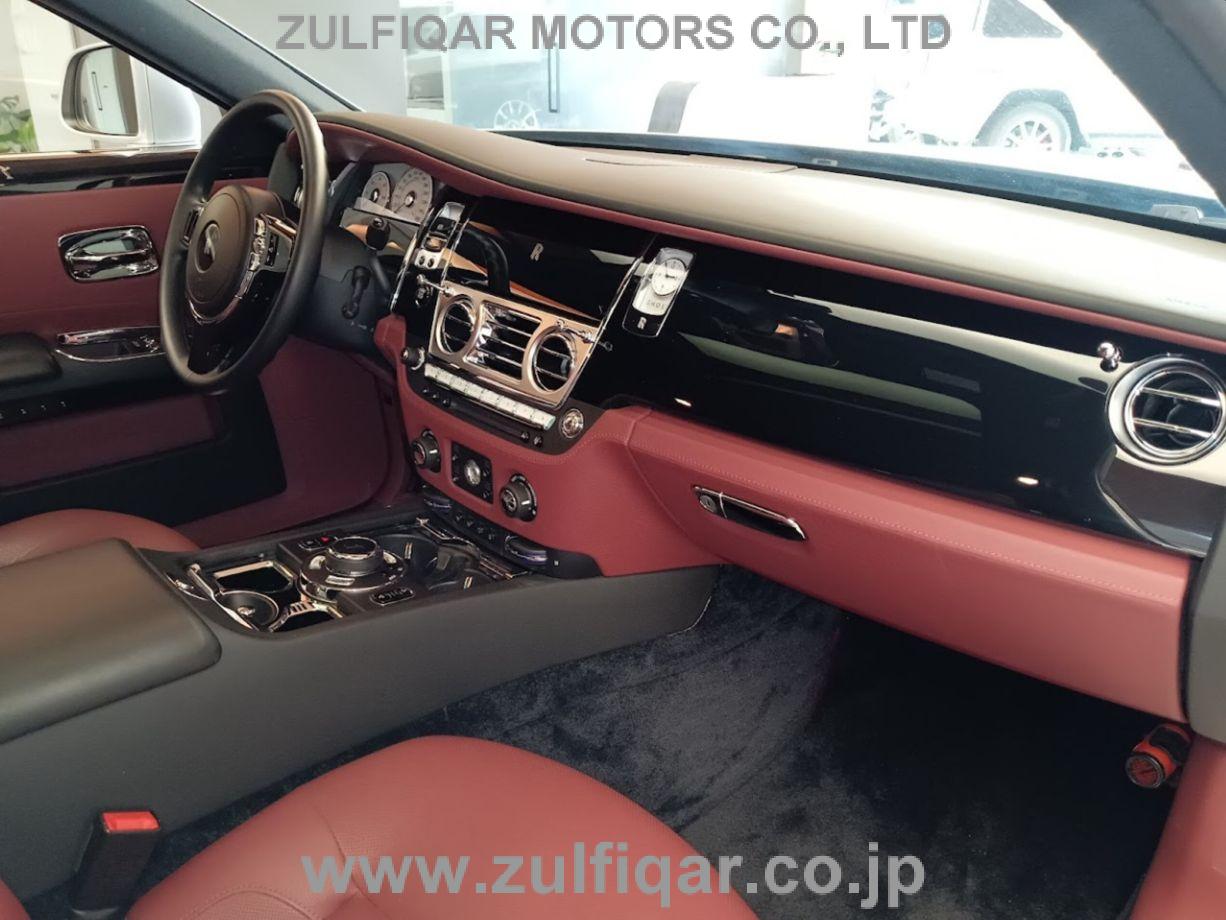 ROLLS ROYCE GHOST 2015 Image 37
