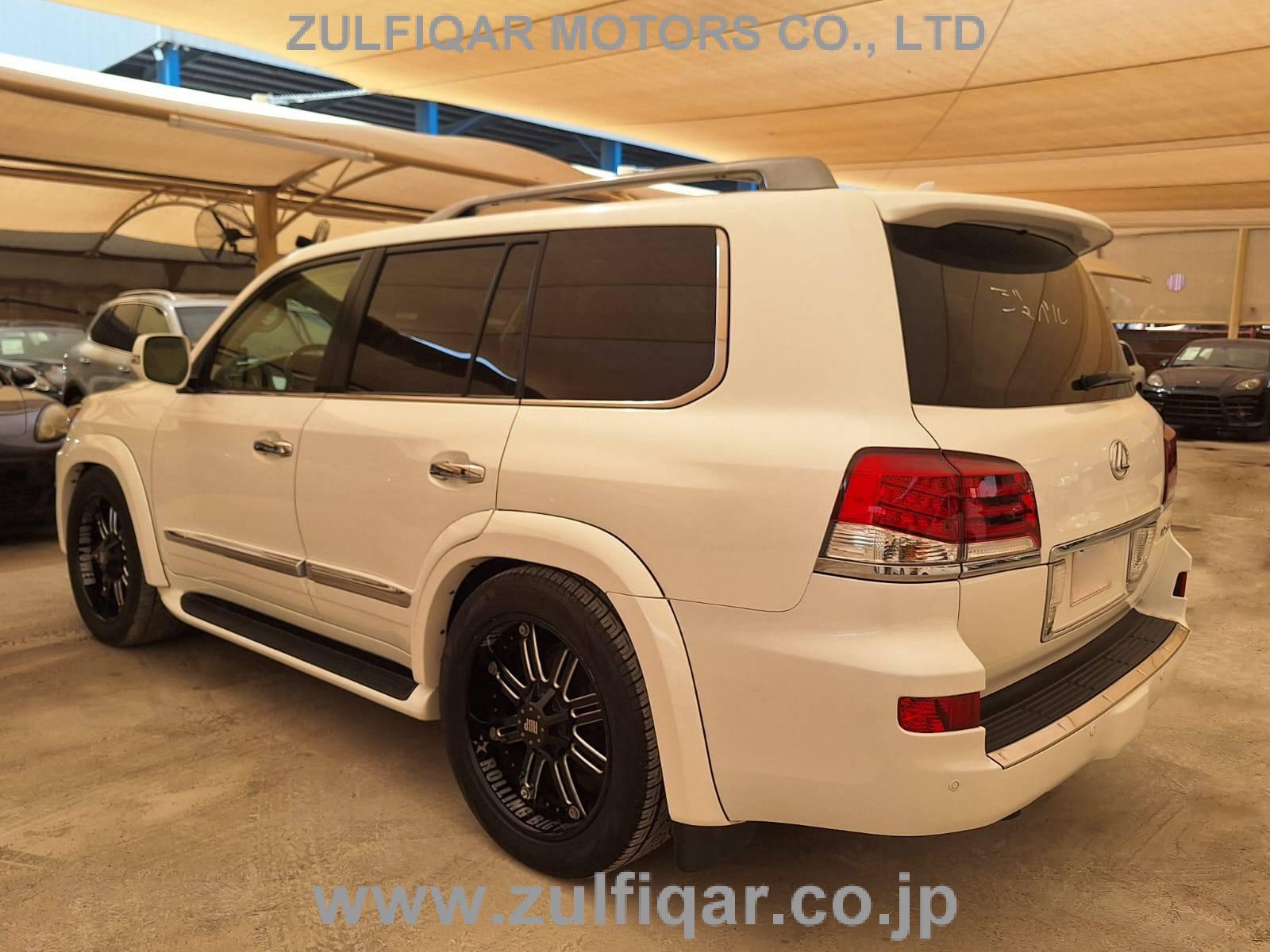 LEXUS LX 570 2014 Image 3