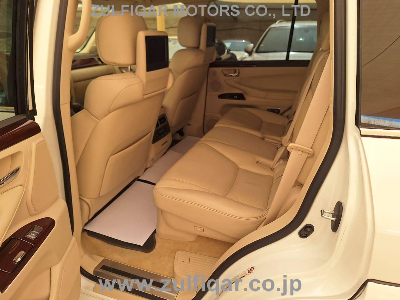 LEXUS LX 570 2014 Image 22