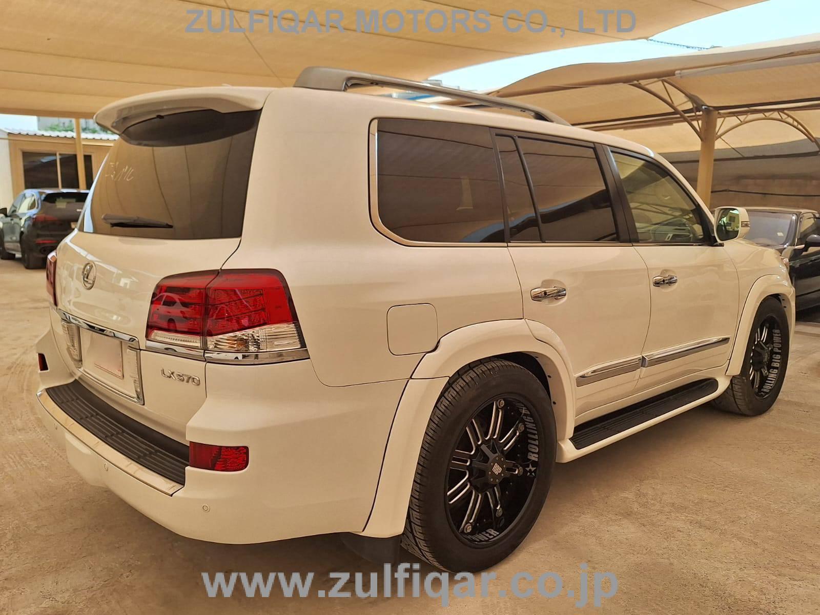 LEXUS LX 570 2014 Image 5