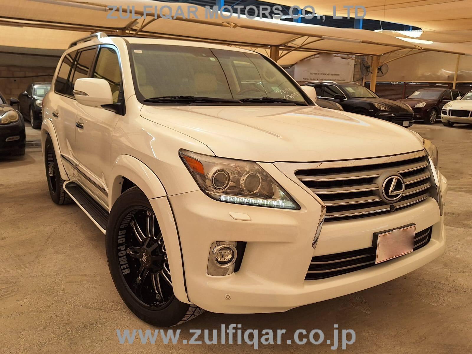 LEXUS LX 570 2014 Image 7