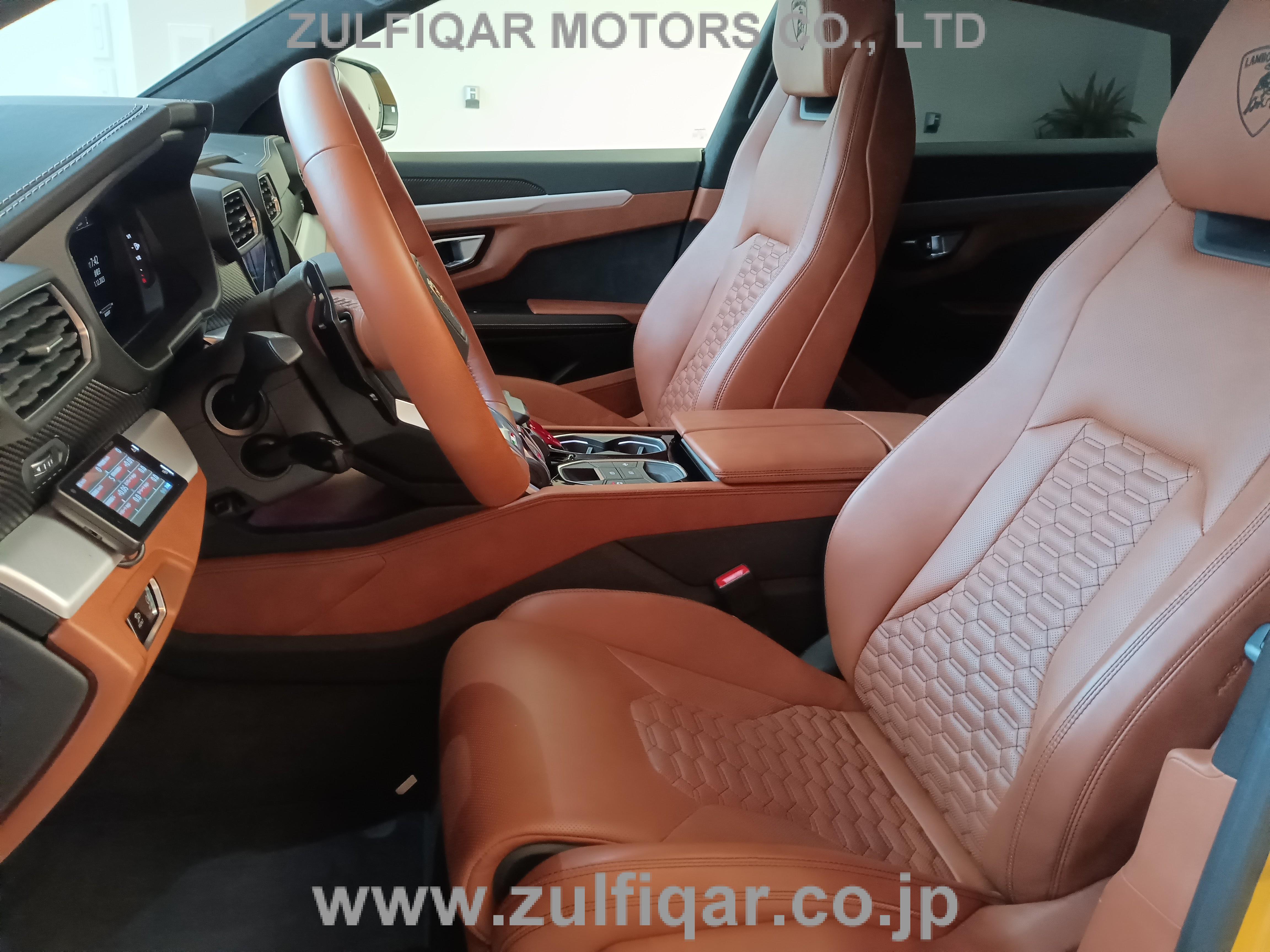 LAMBORGHINI URUS 2018 Image 20