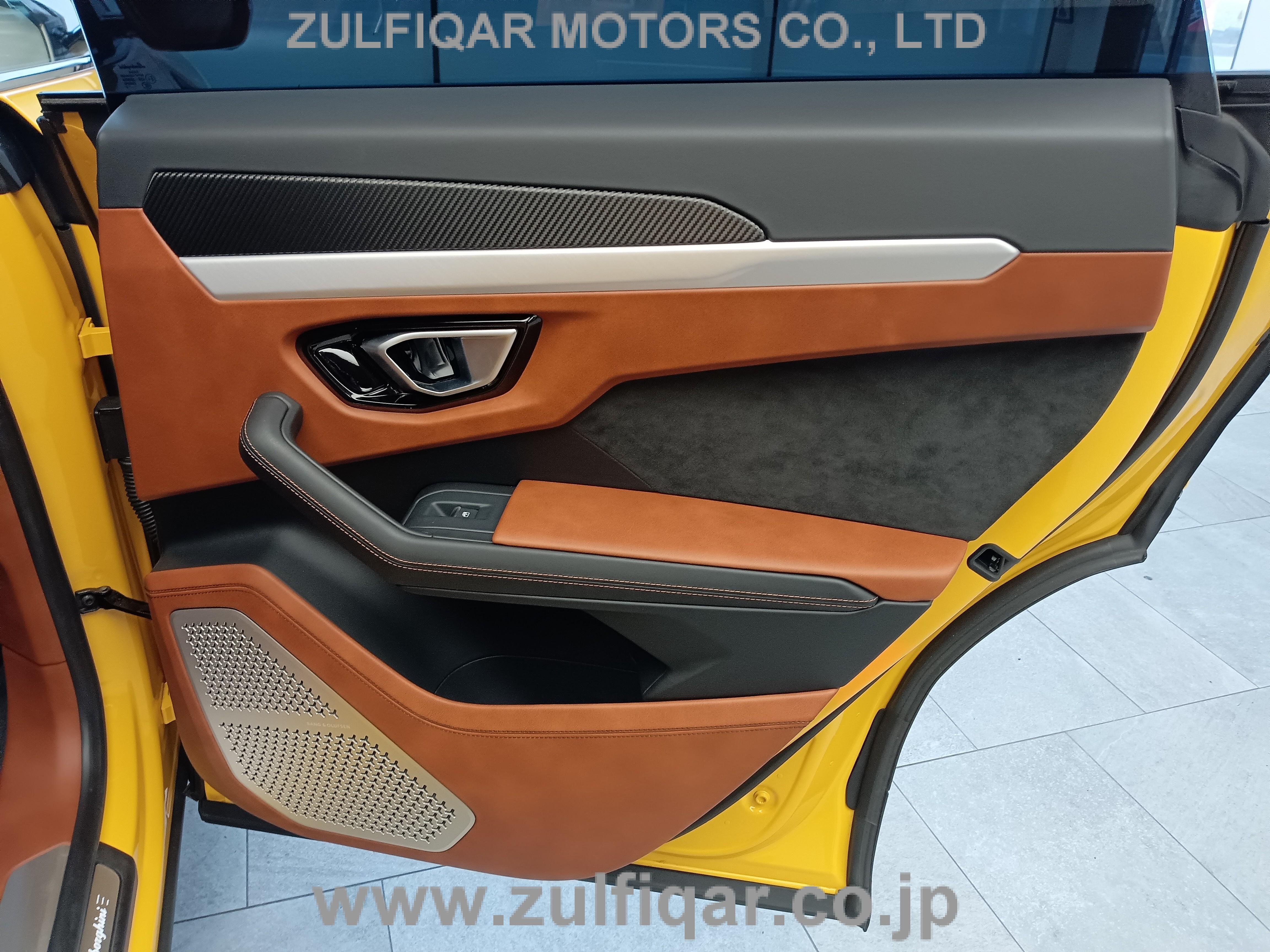 LAMBORGHINI URUS 2018 Image 31