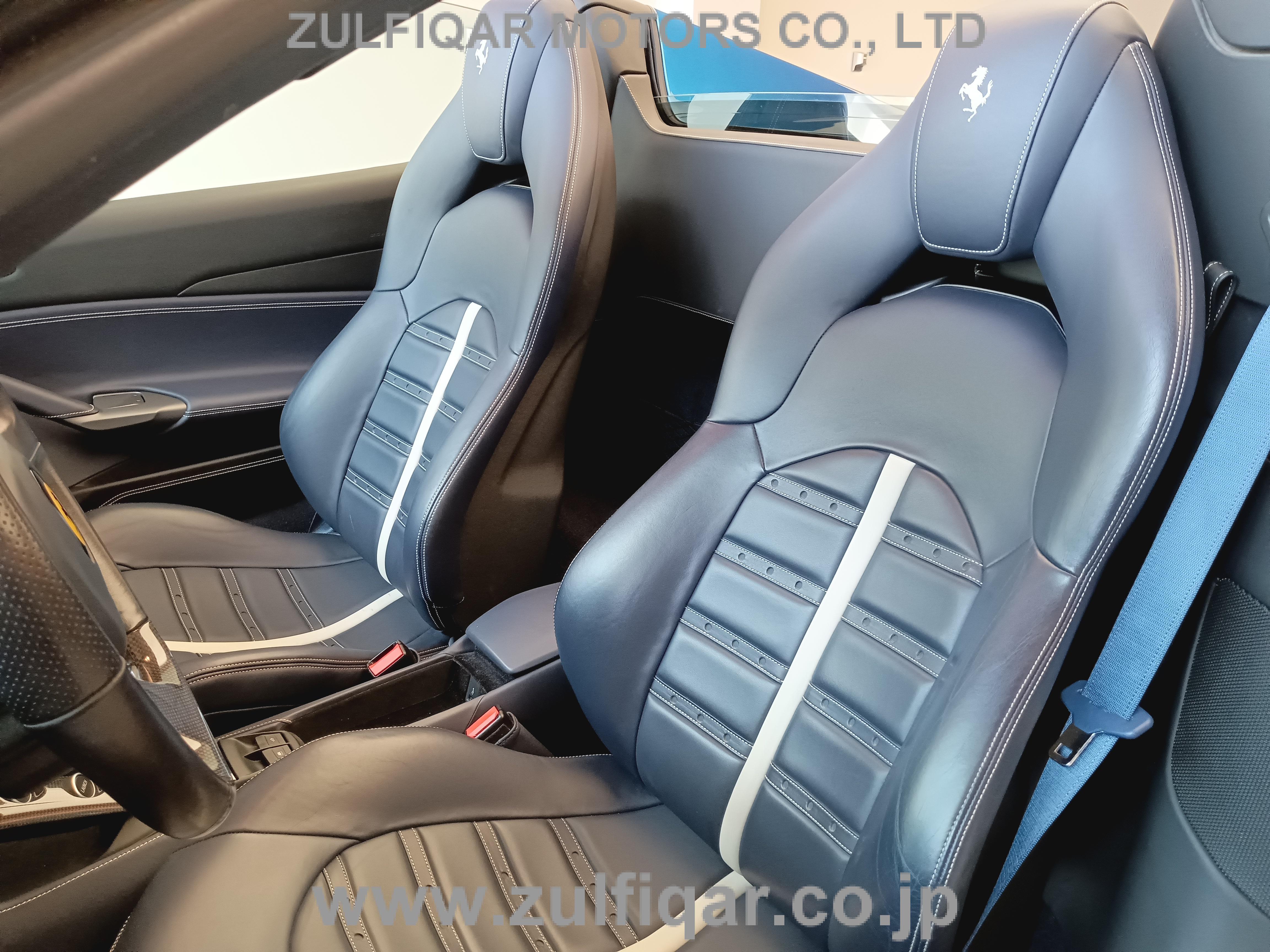 FERRARI 488 SPIDER 2016 Image 33