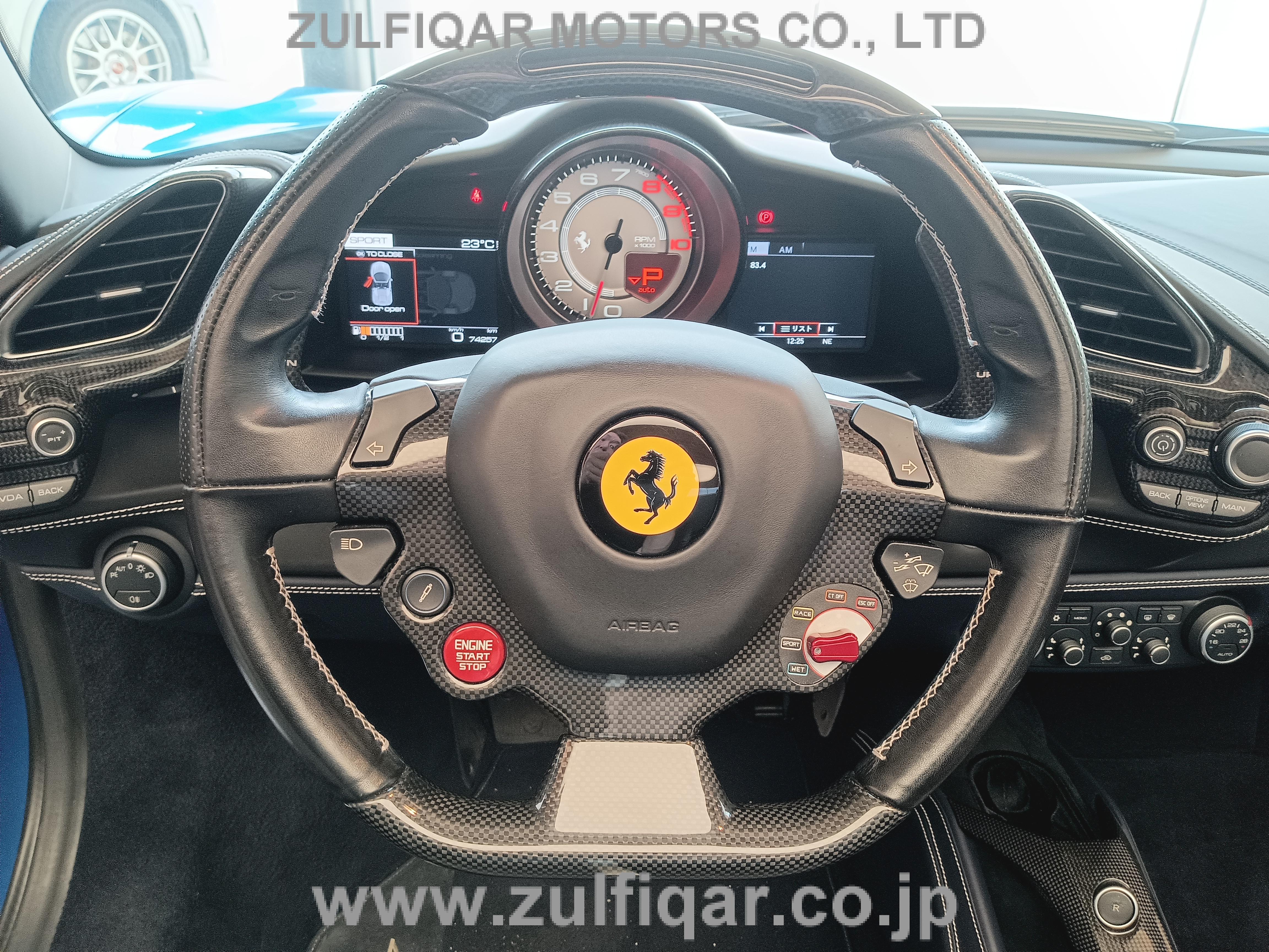 FERRARI 488 SPIDER 2016 Image 39