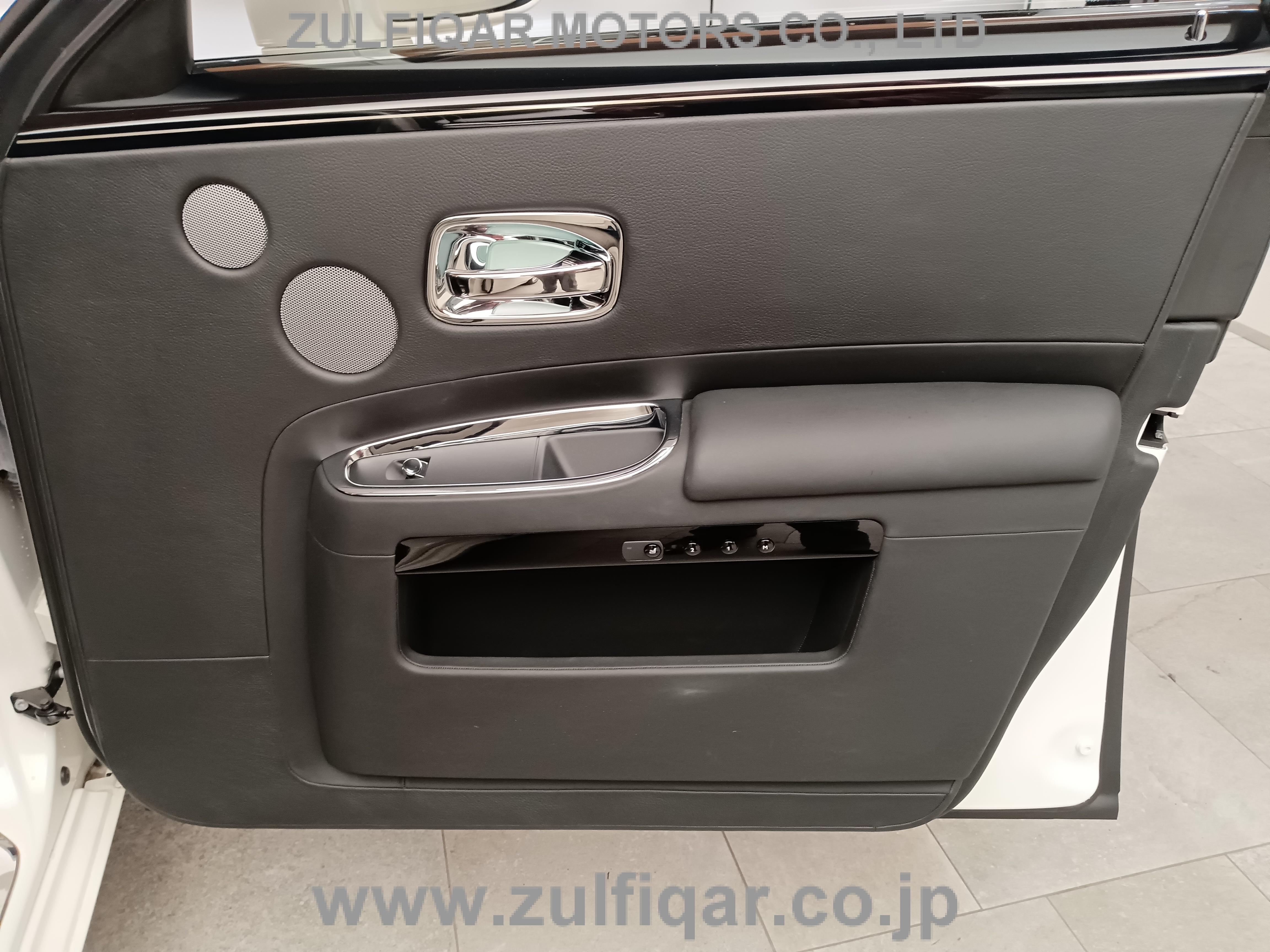 ROLLS ROYCE GHOST 2012 Image 28