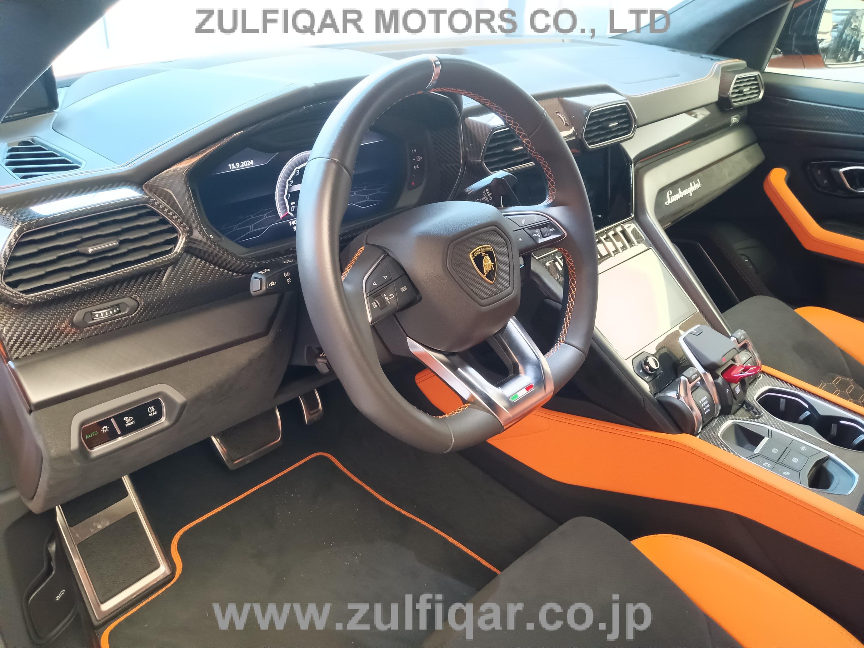 LAMBORGHINI URUS 2021 Image 23