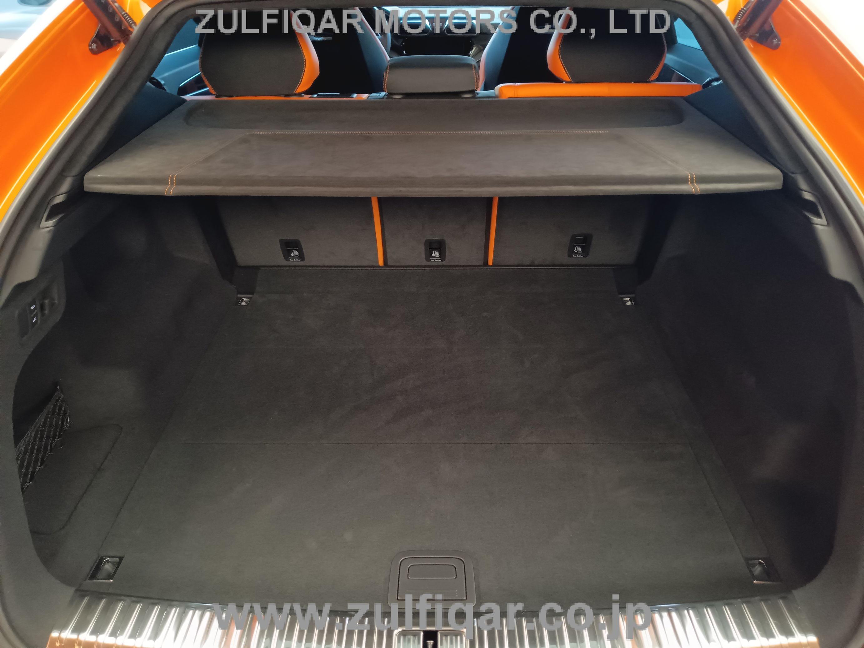 LAMBORGHINI URUS 2021 Image 30