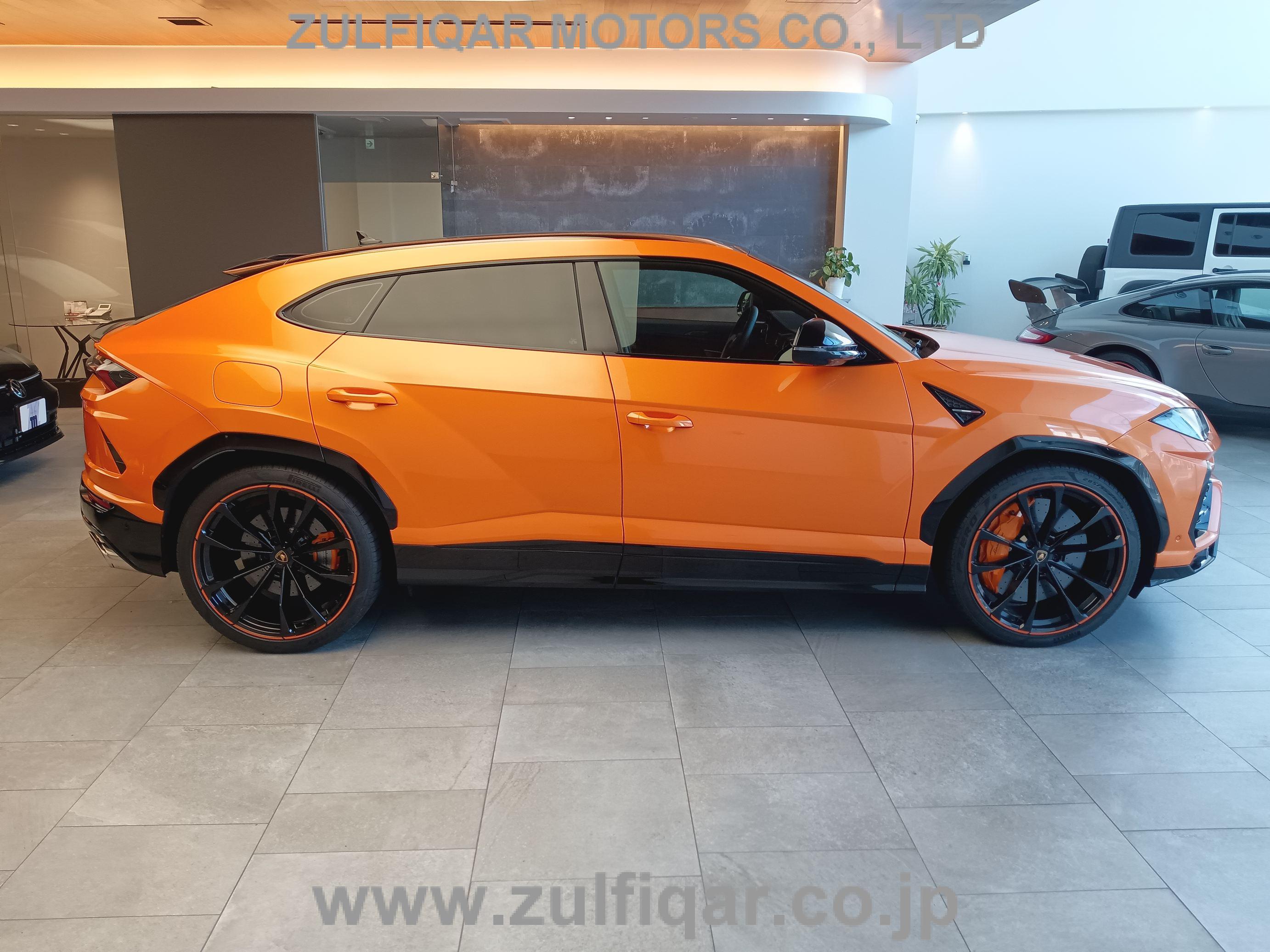 LAMBORGHINI URUS 2021 Image 4