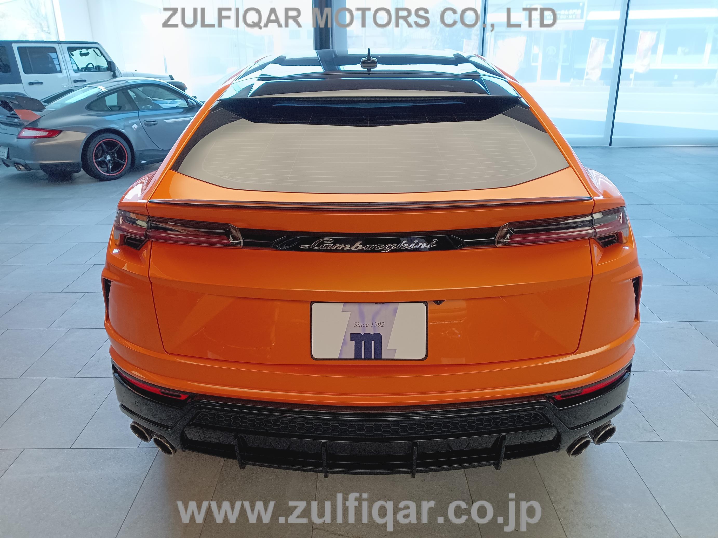 LAMBORGHINI URUS 2021 Image 8