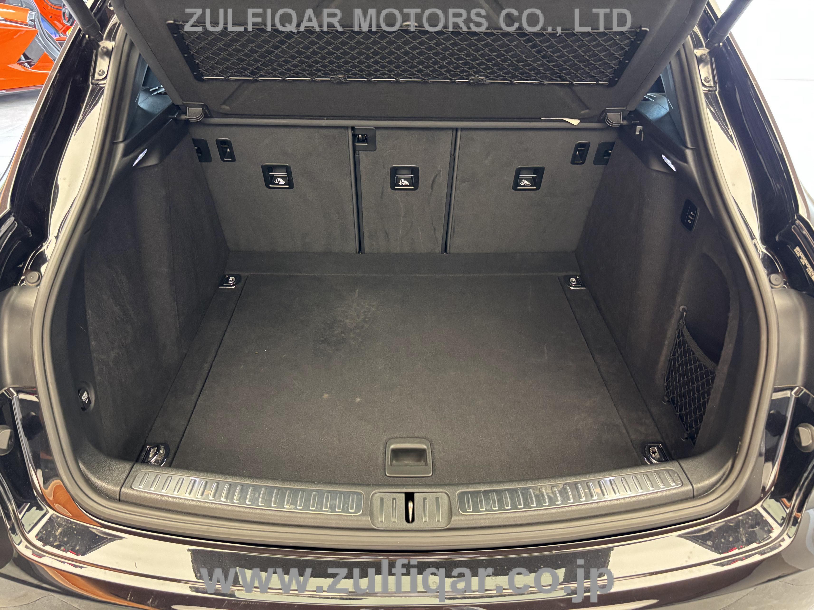 PORSCHE MACAN 2017 Image 33