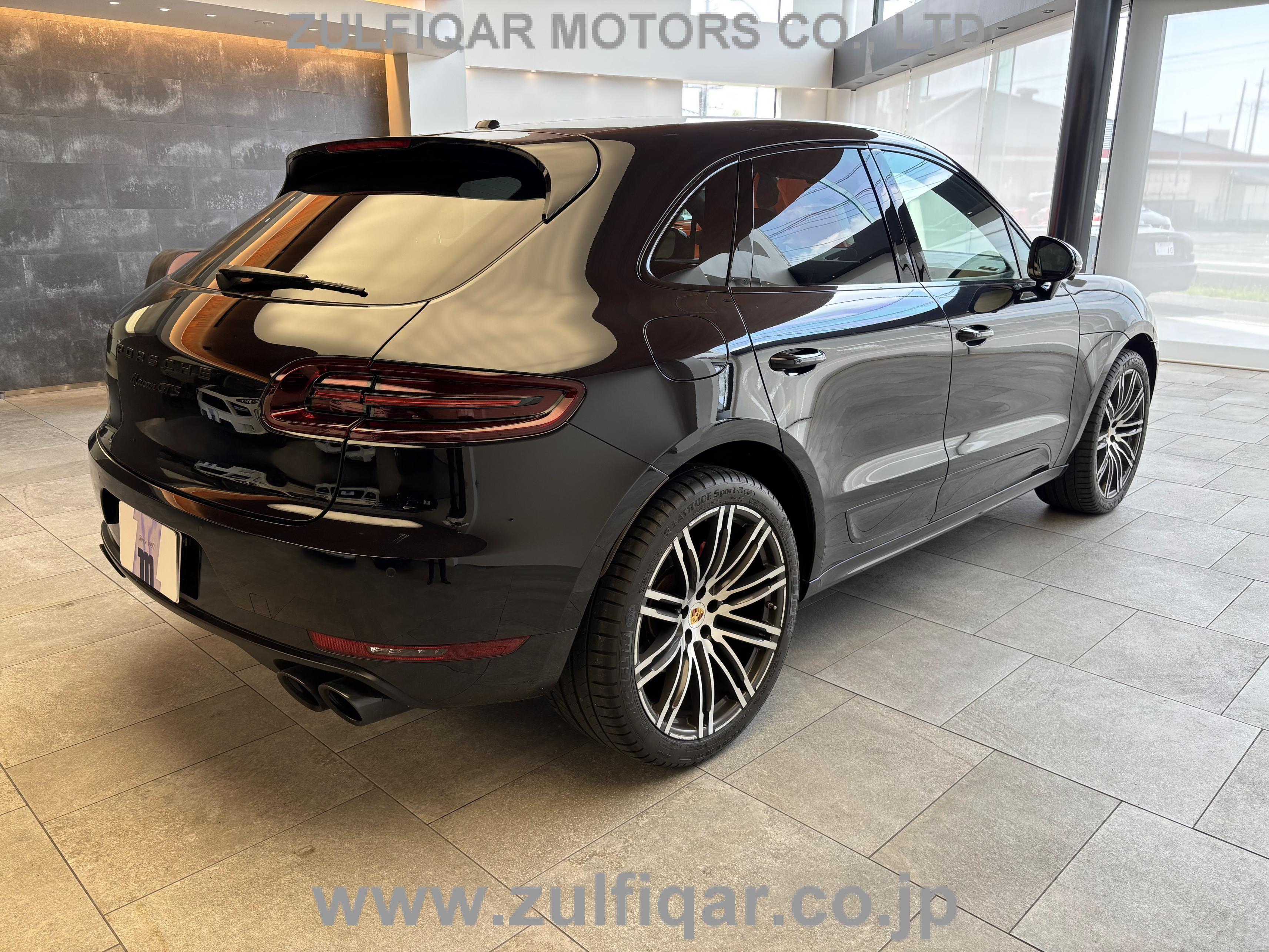 PORSCHE MACAN 2017 Image 5