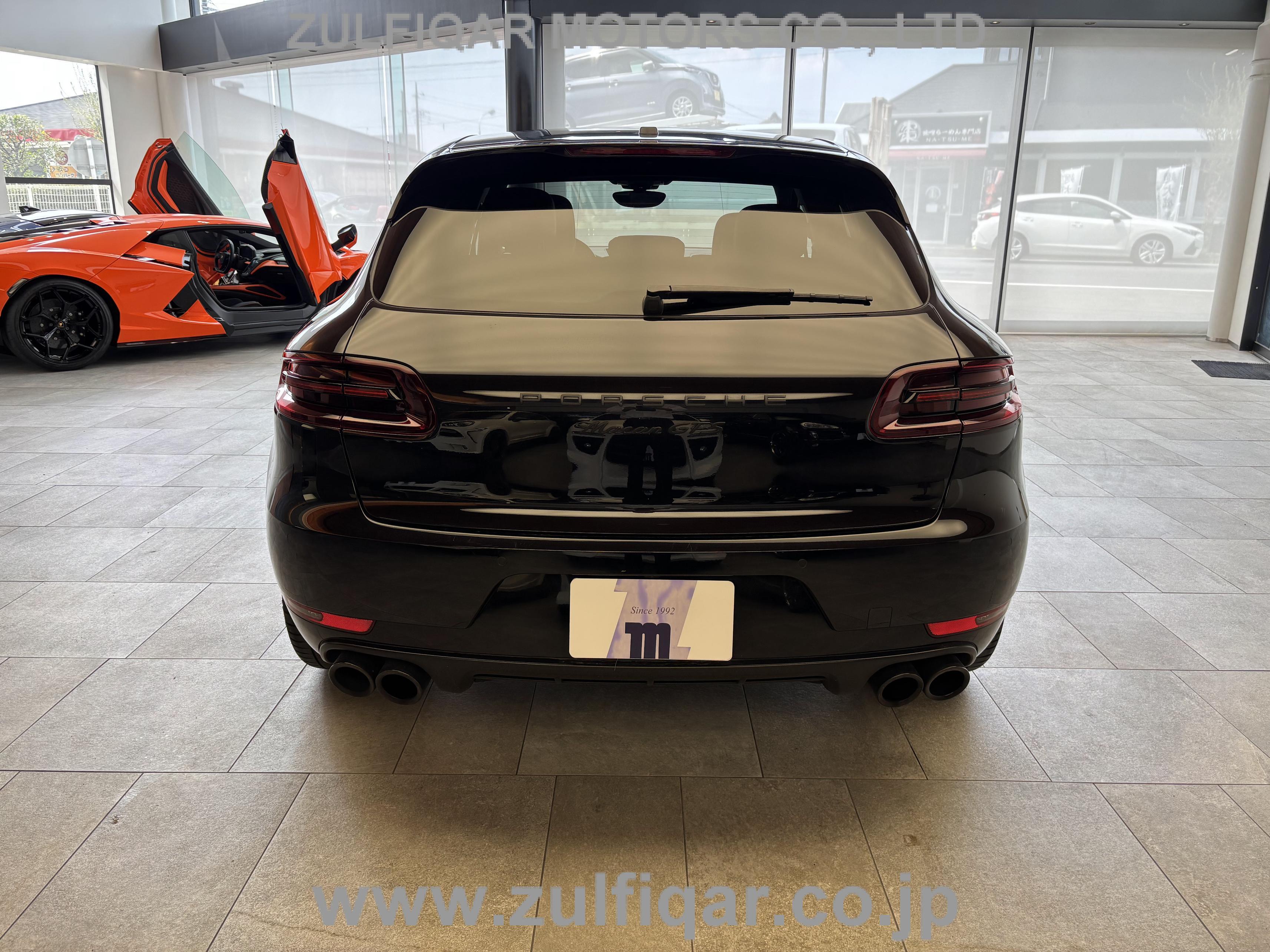 PORSCHE MACAN 2017 Image 6