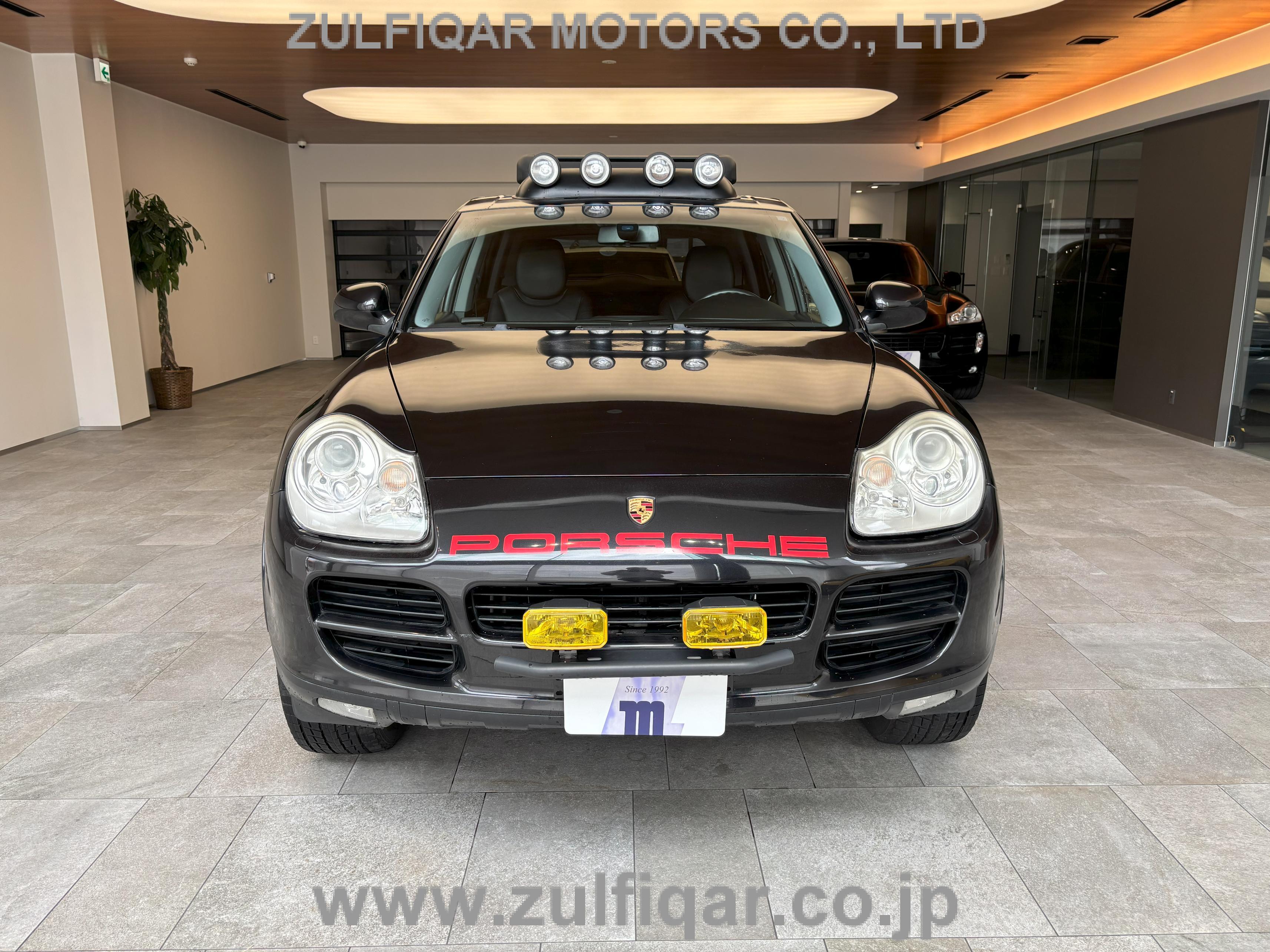 PORSCHE CAYENNE 2005 Image 2