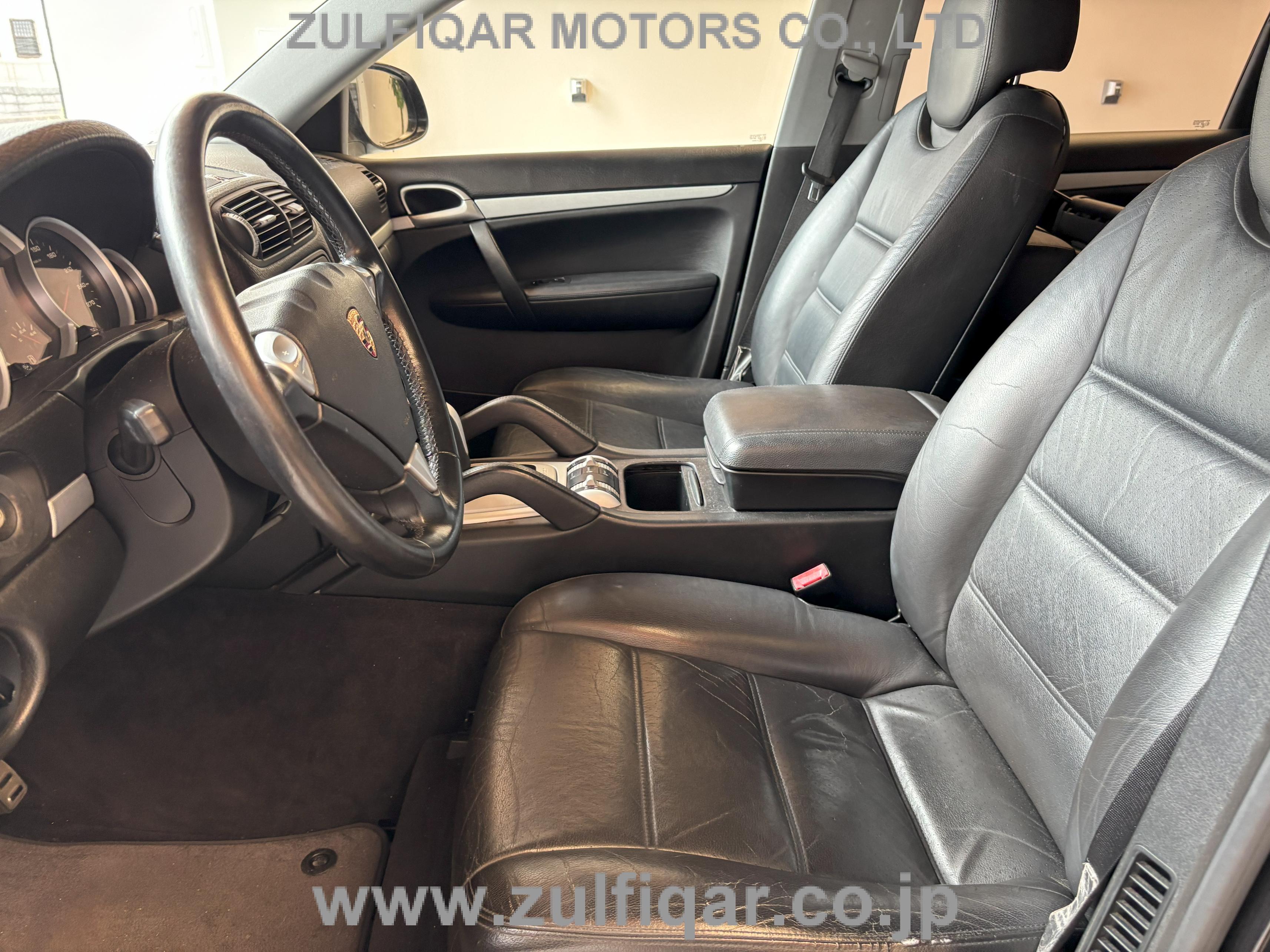 PORSCHE CAYENNE 2005 Image 23