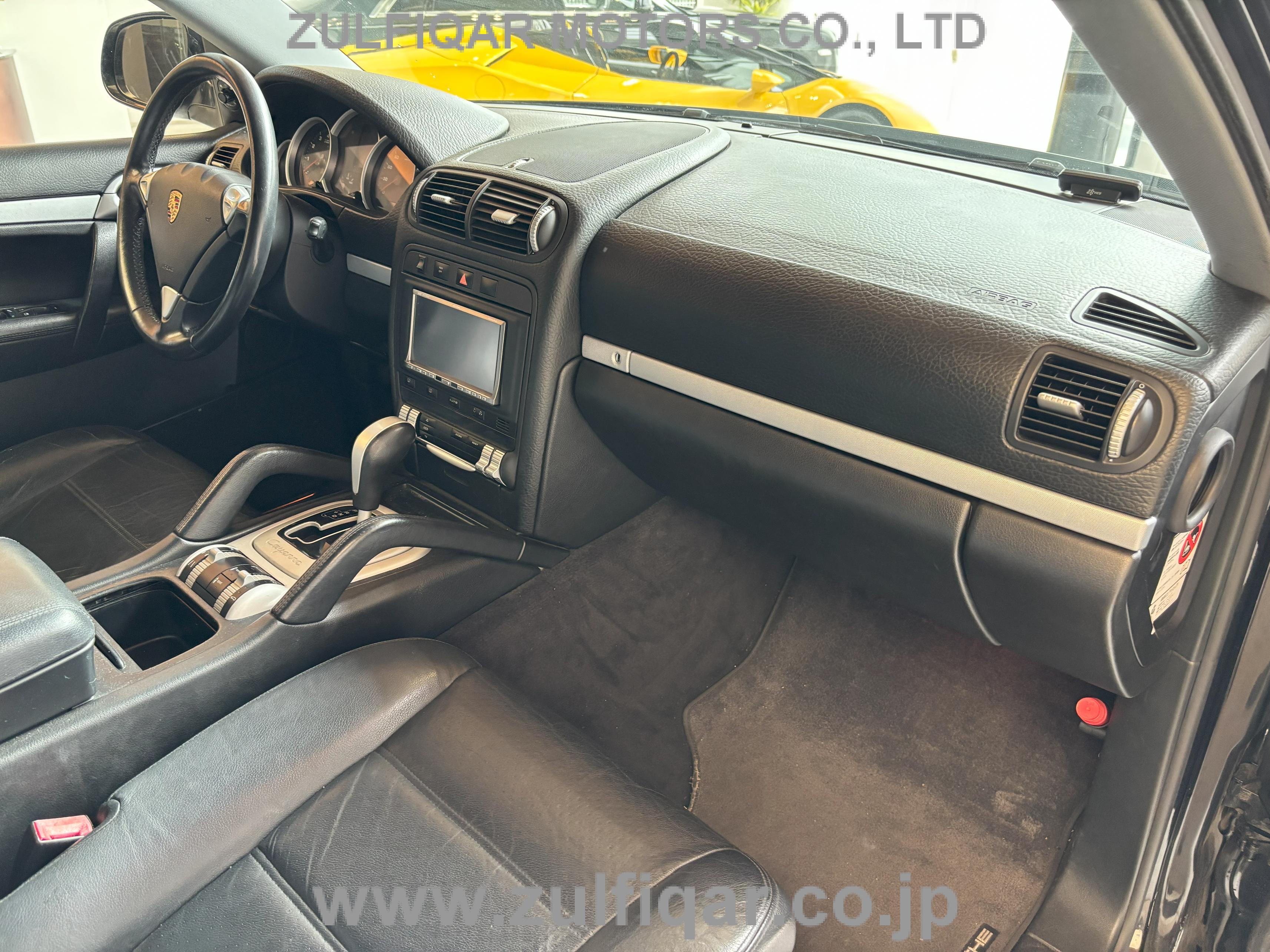 PORSCHE CAYENNE 2005 Image 28