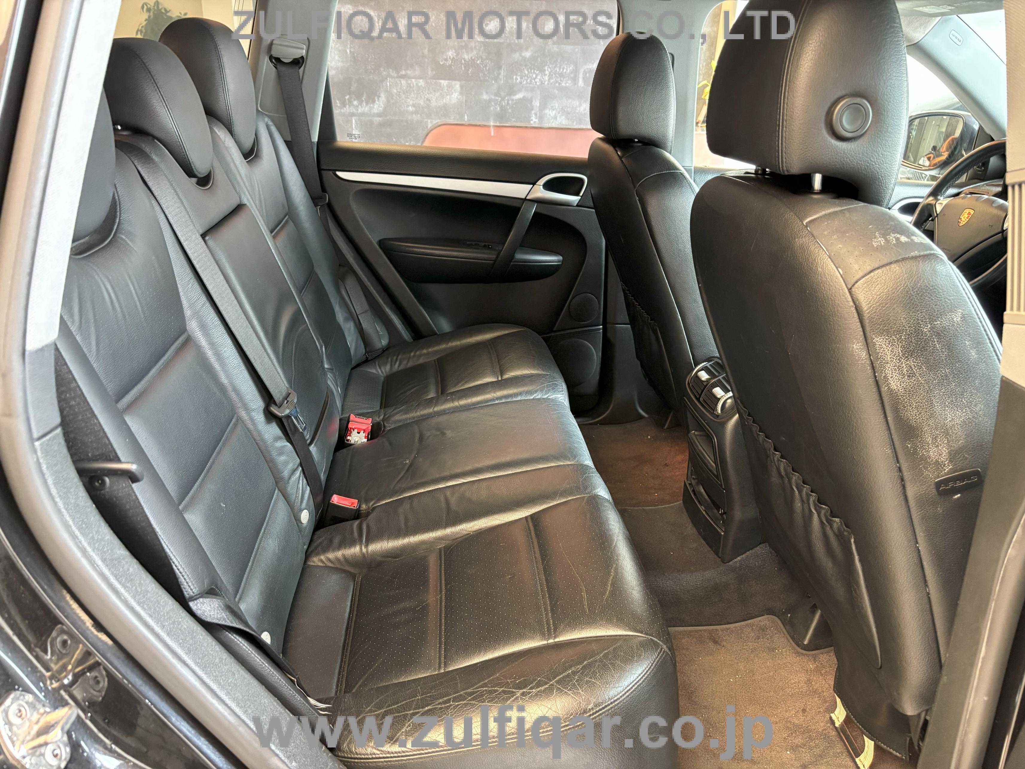 PORSCHE CAYENNE 2005 Image 32