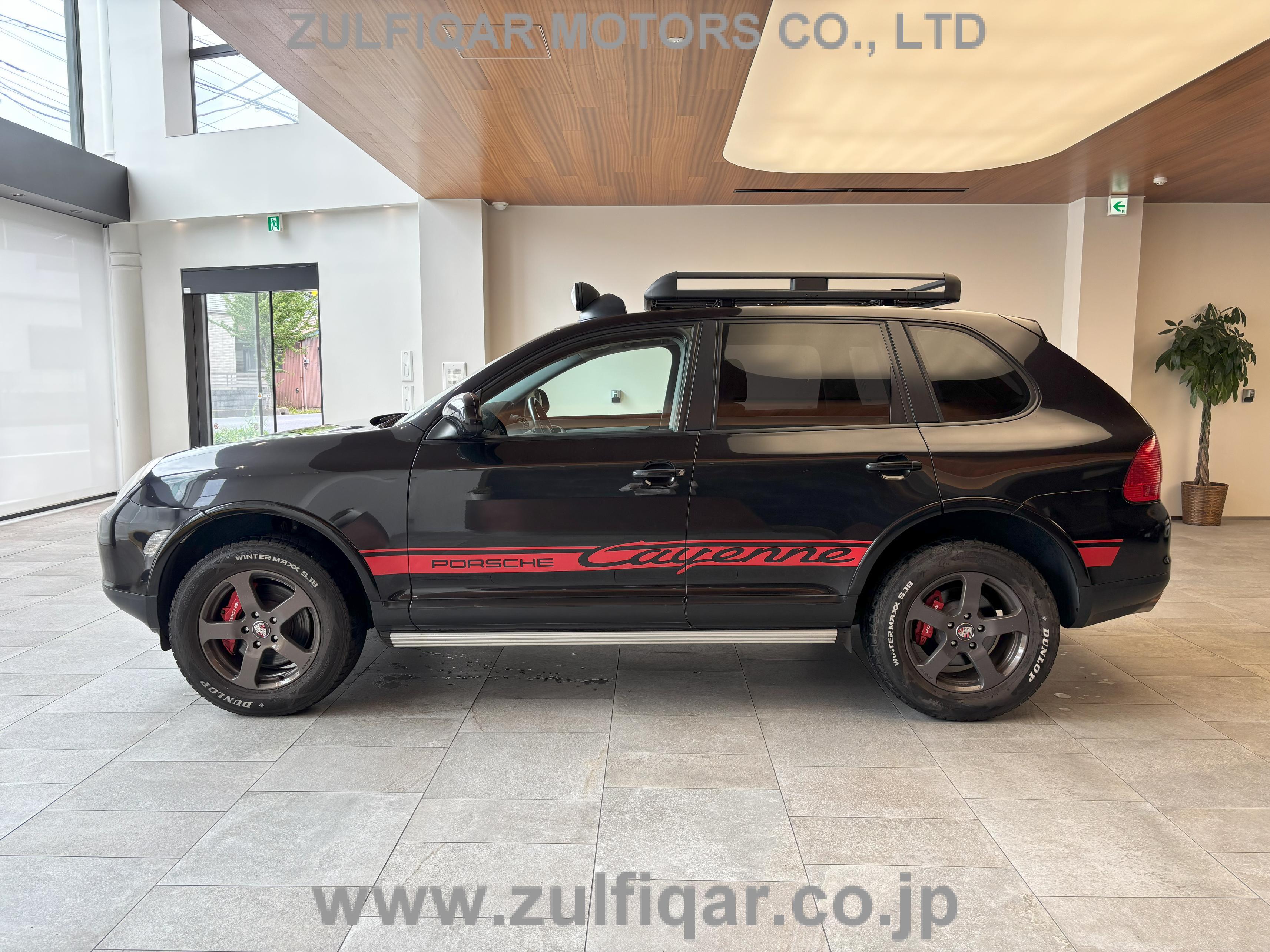 PORSCHE CAYENNE 2005 Image 8