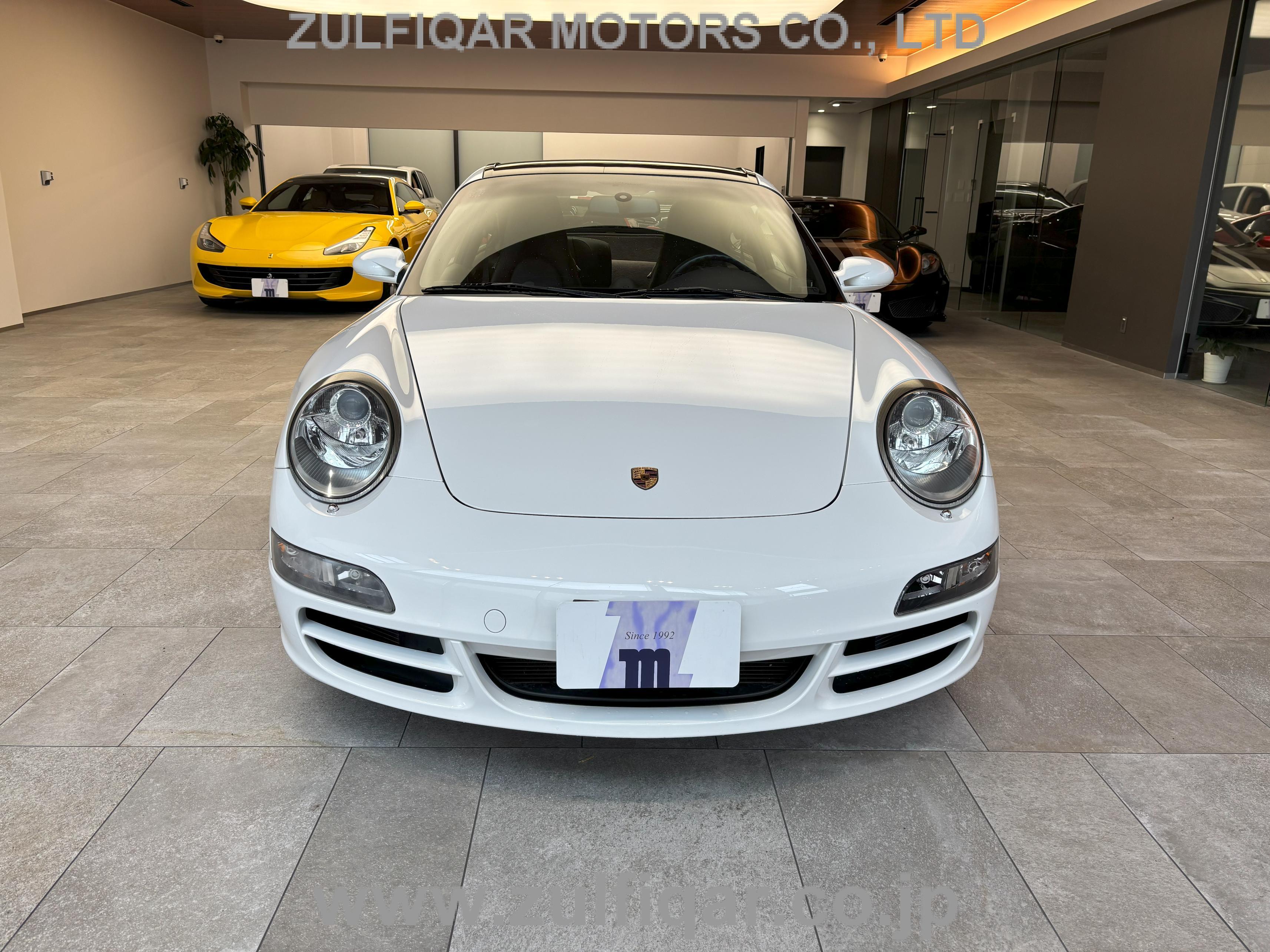 PORSCHE 911 2007 Image 2