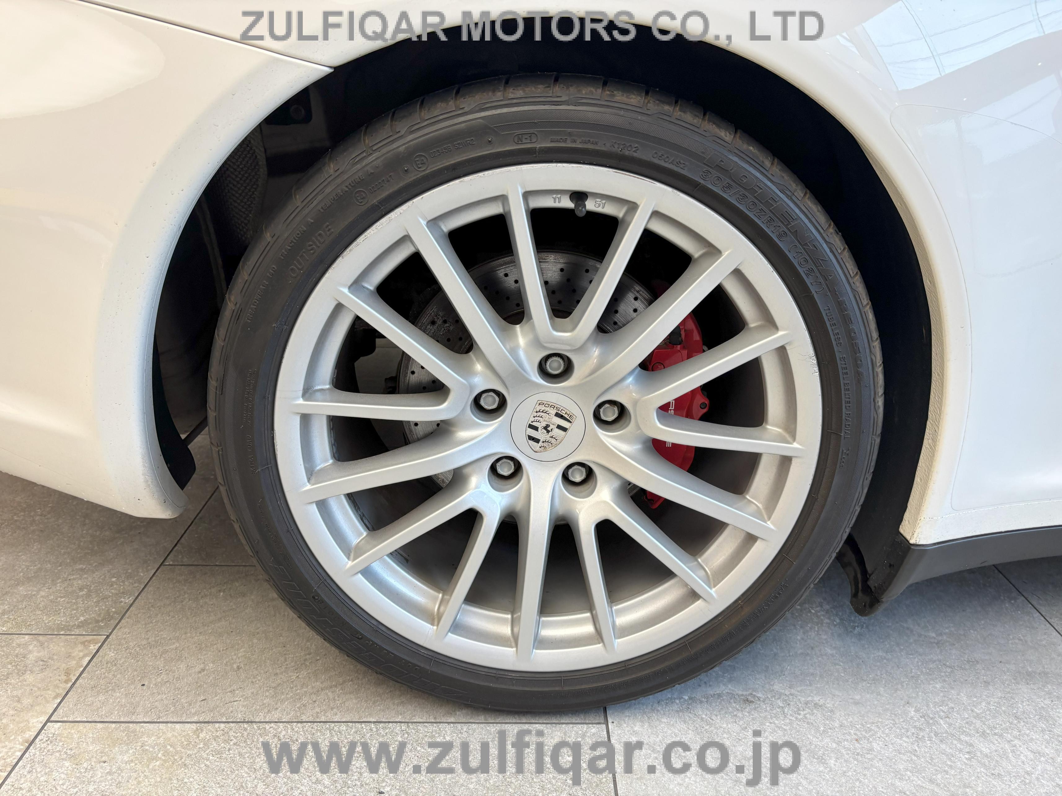 PORSCHE 911 2007 Image 12