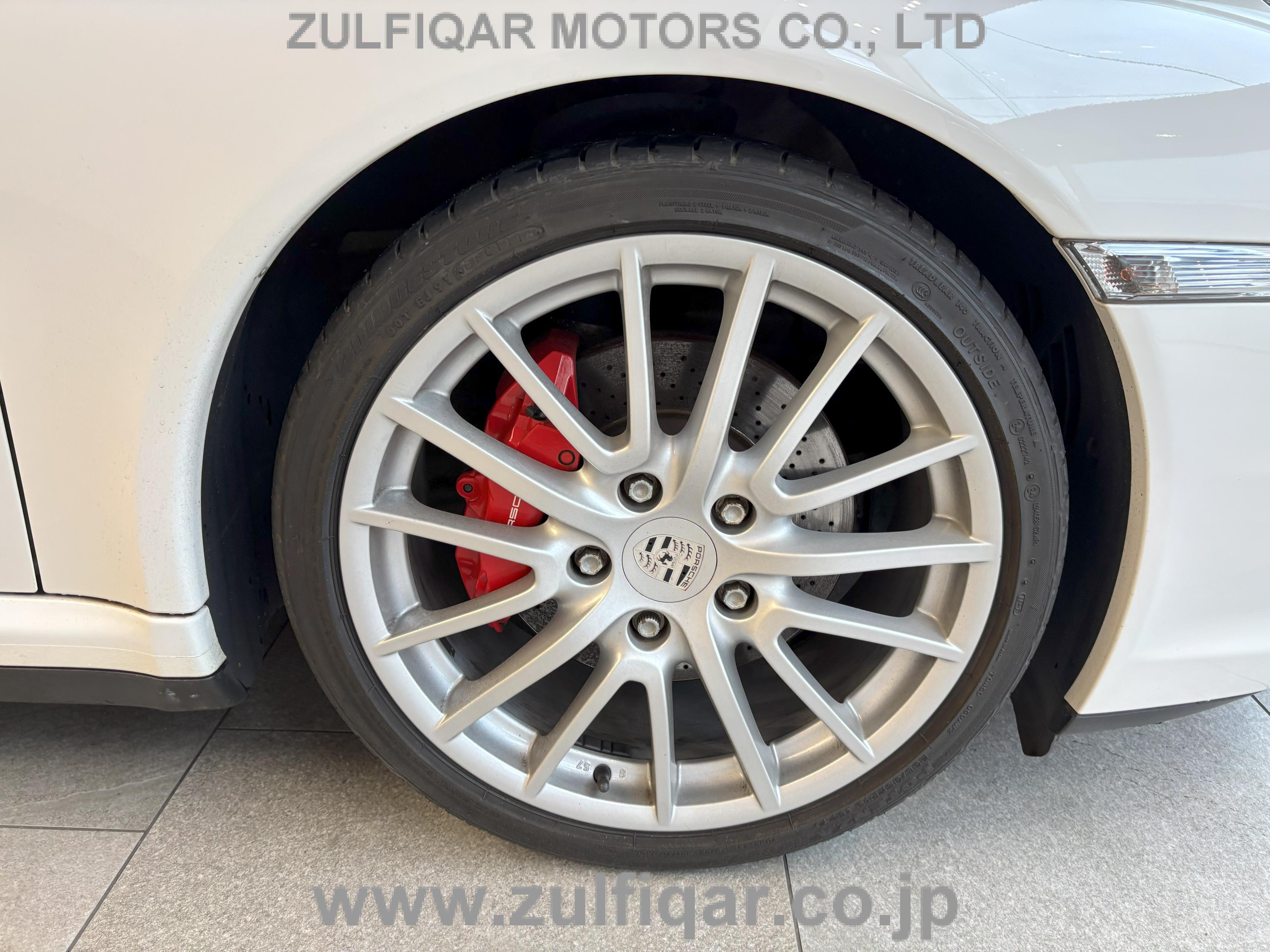 PORSCHE 911 2007 Image 19