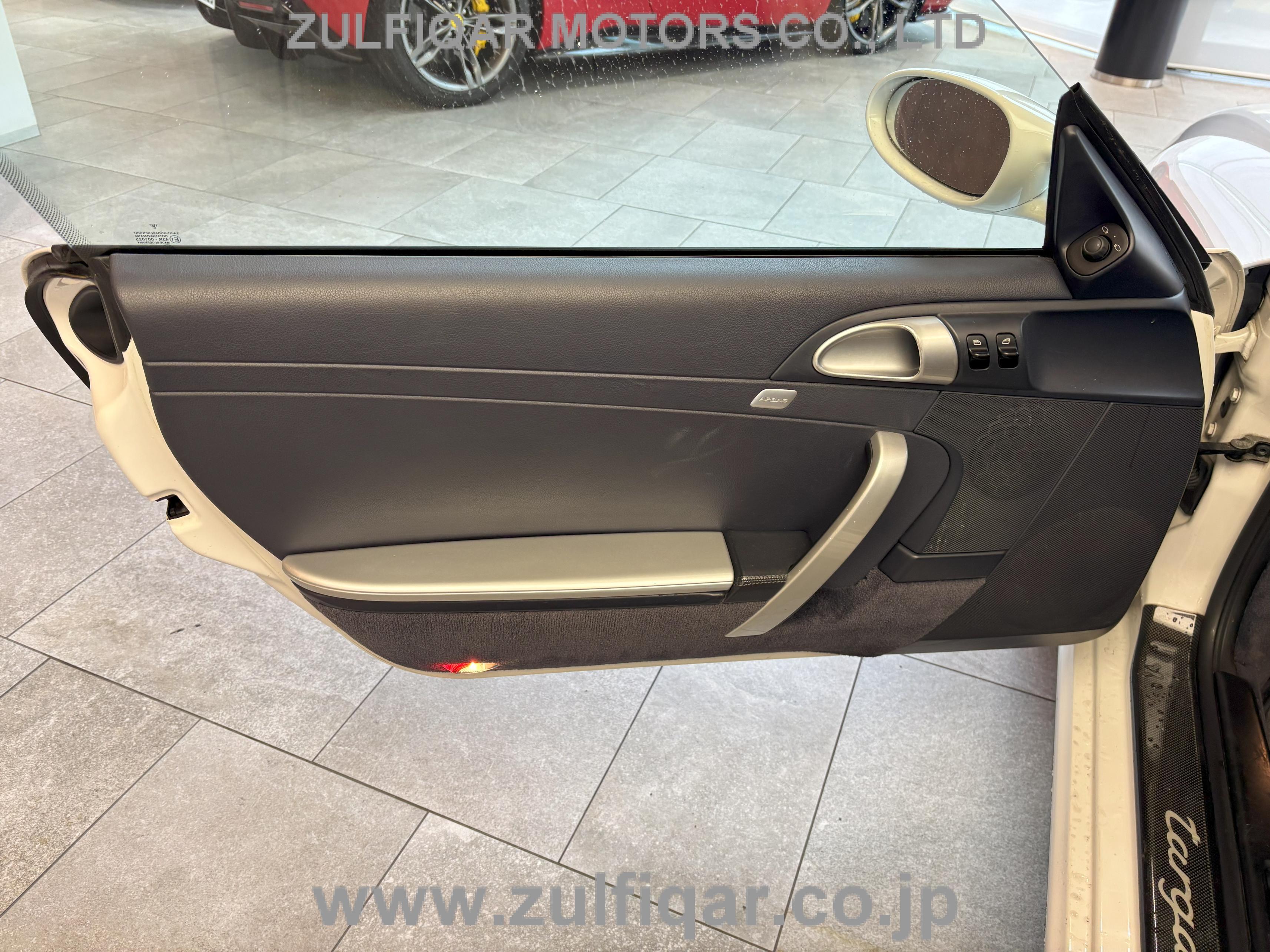 PORSCHE 911 2007 Image 25