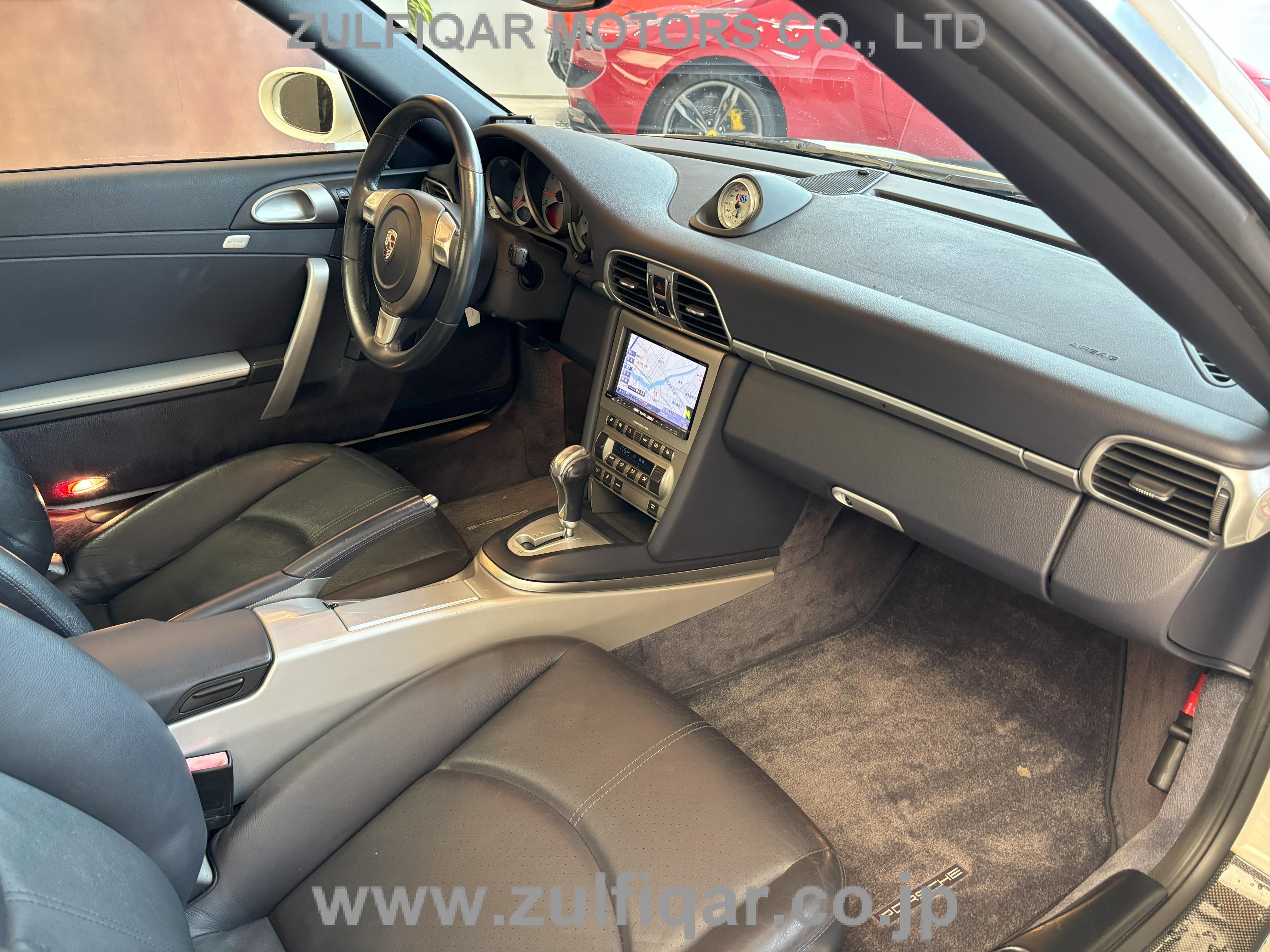 PORSCHE 911 2007 Image 27