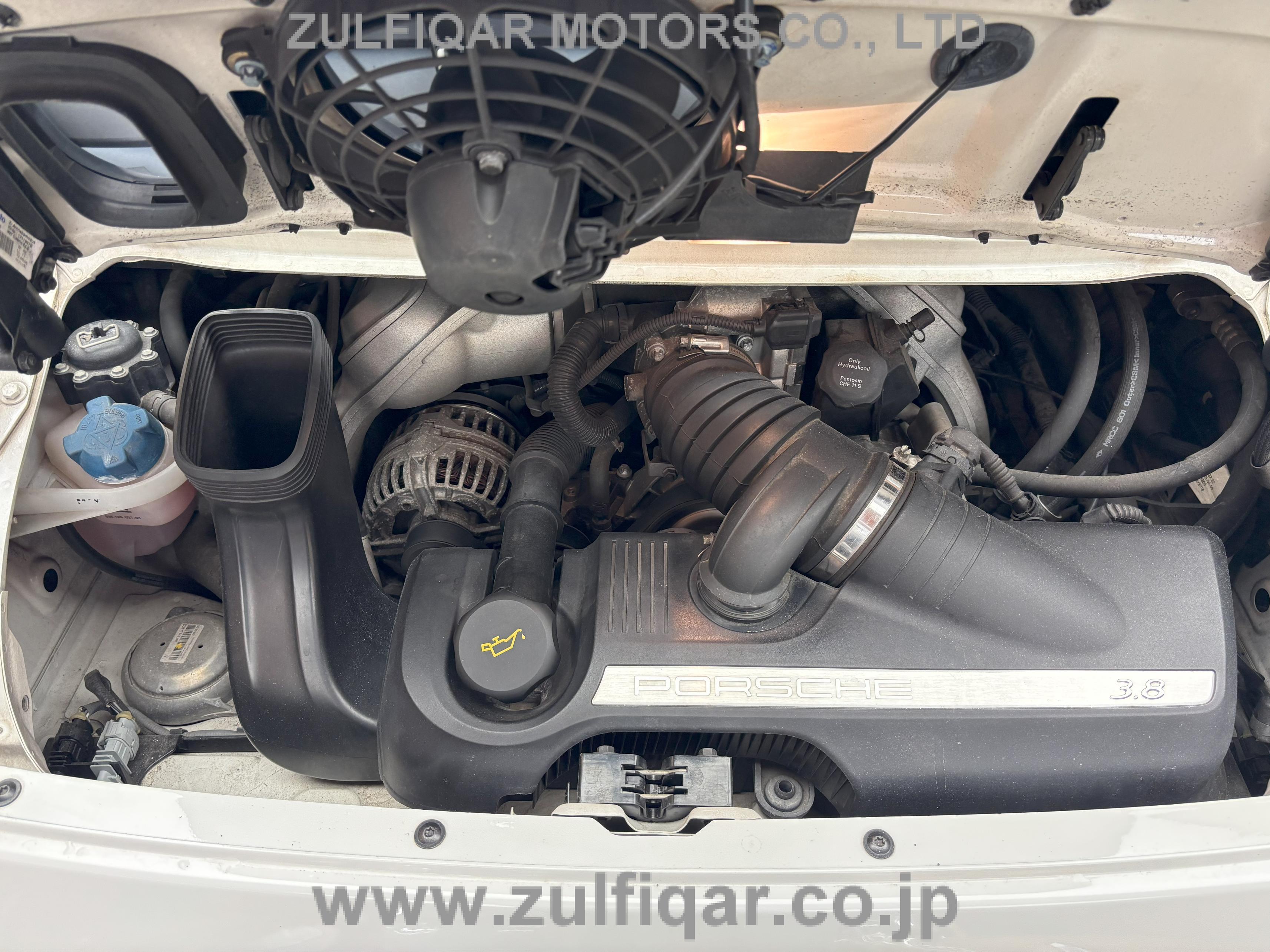 PORSCHE 911 2007 Image 32