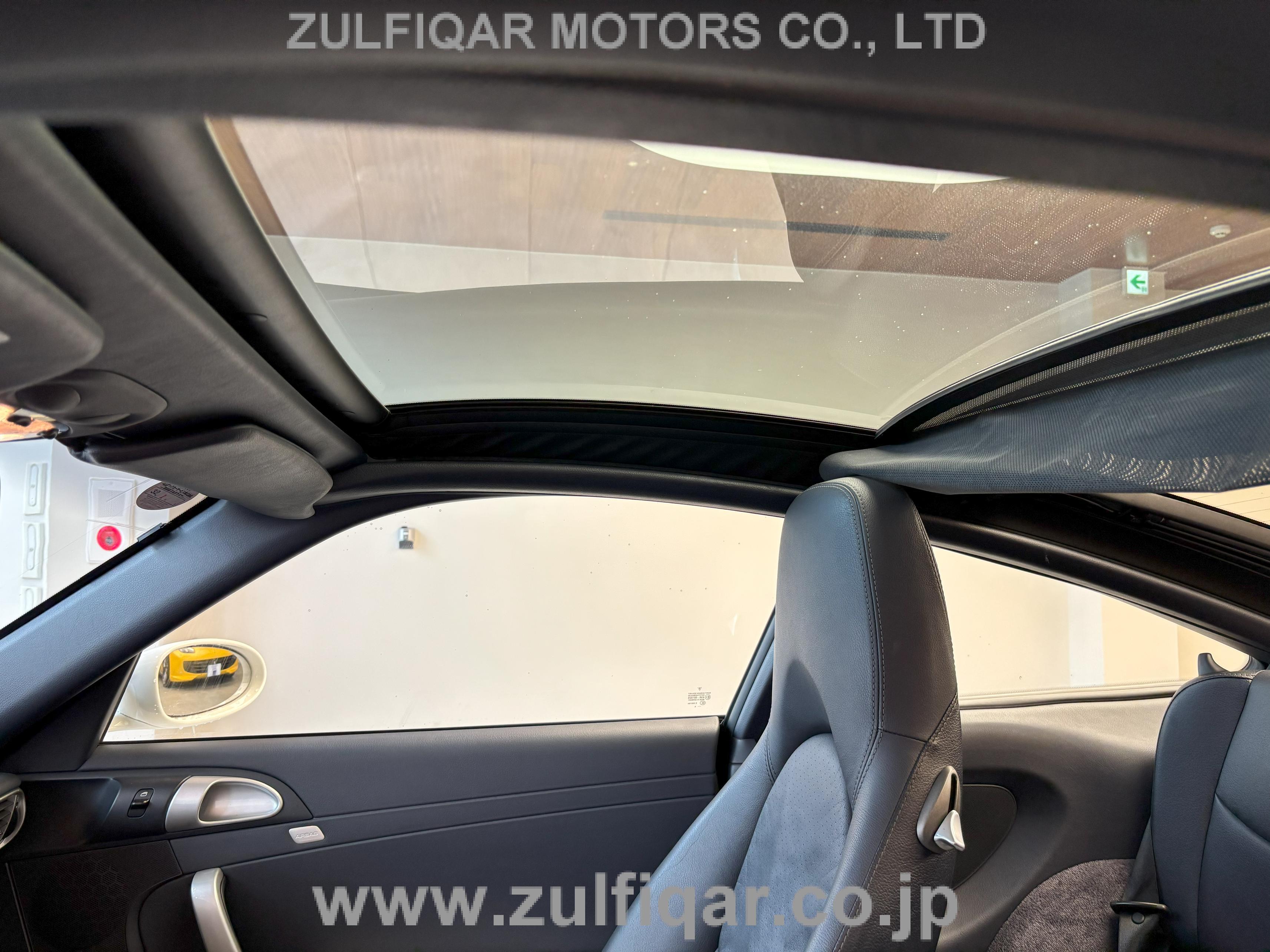 PORSCHE 911 2007 Image 40