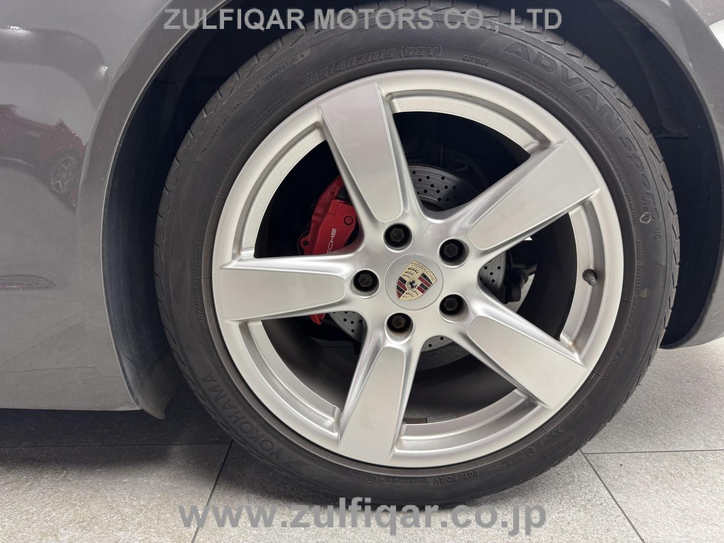 PORSCHE CAYMAN 2013 Image 10