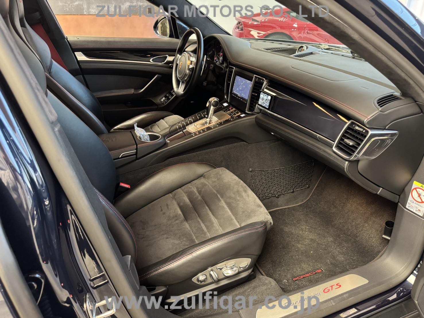 PORSCHE PANAMERA 2012 Image 41