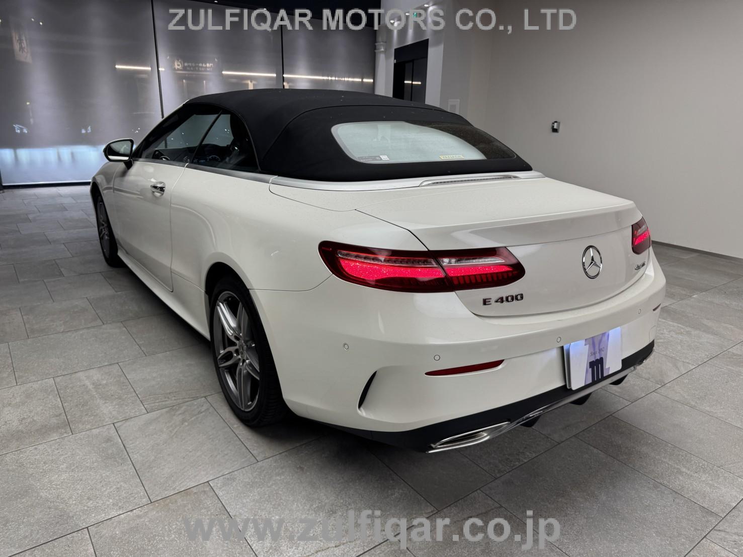 MERCEDES BENZ E CLASS 2018 Image 21
