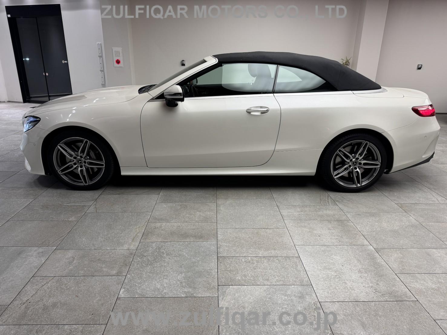 MERCEDES BENZ E CLASS 2018 Image 22