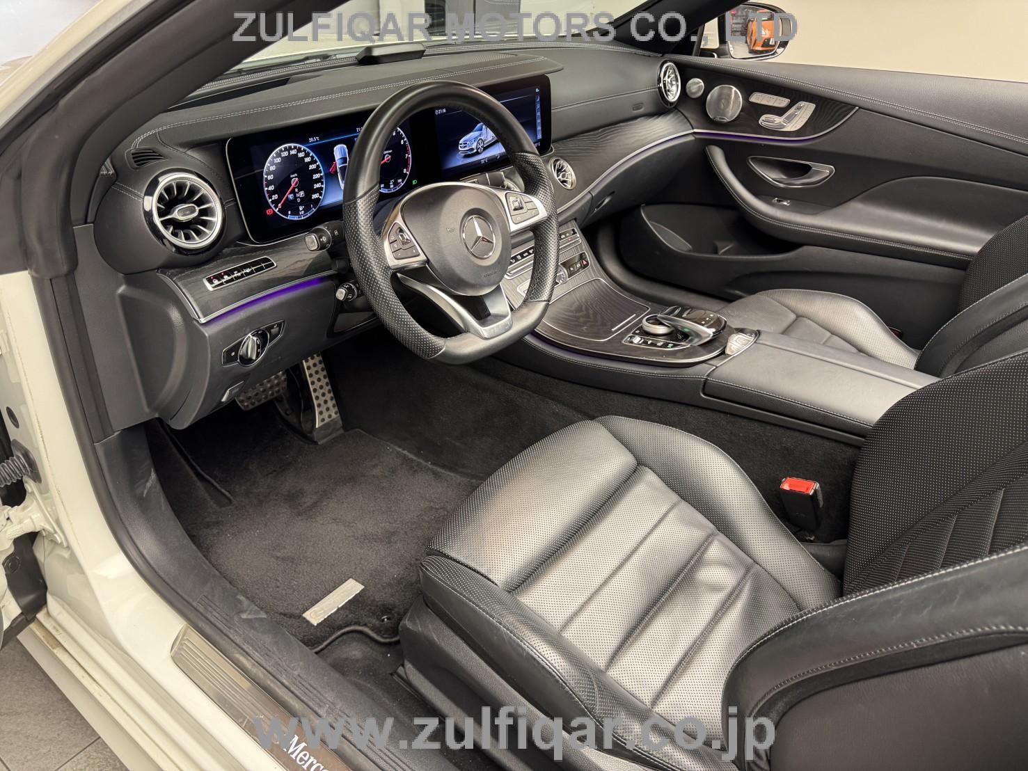 MERCEDES BENZ E CLASS 2018 Image 33