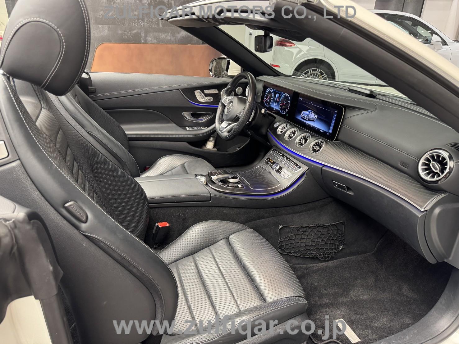 MERCEDES BENZ E CLASS 2018 Image 37