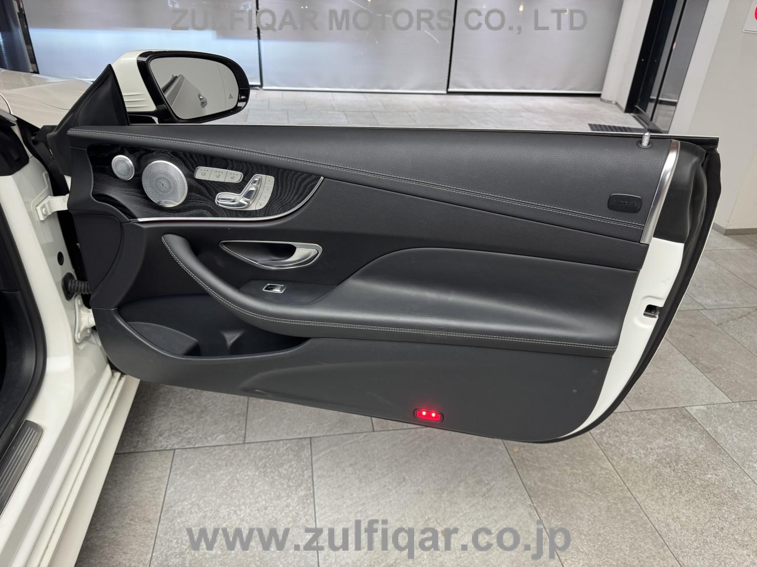 MERCEDES BENZ E CLASS 2018 Image 40
