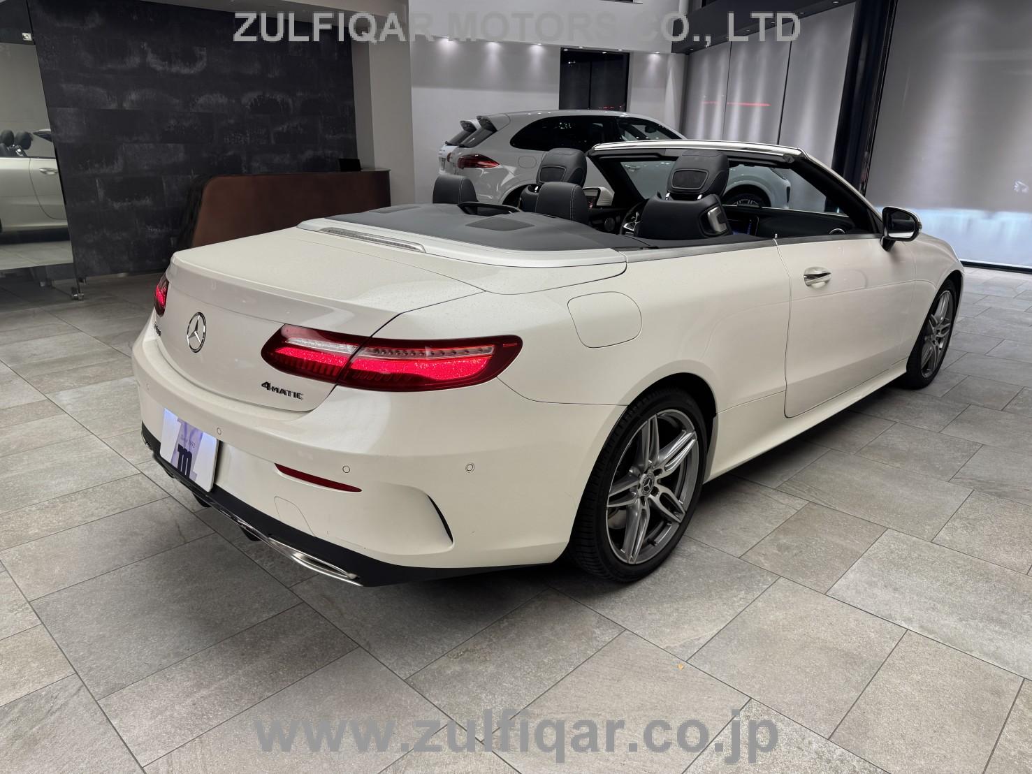 MERCEDES BENZ E CLASS 2018 Image 5