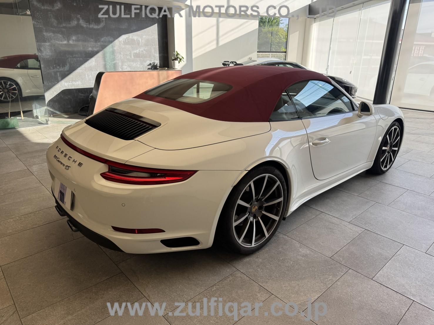 PORSCHE 911 2016 Image 19