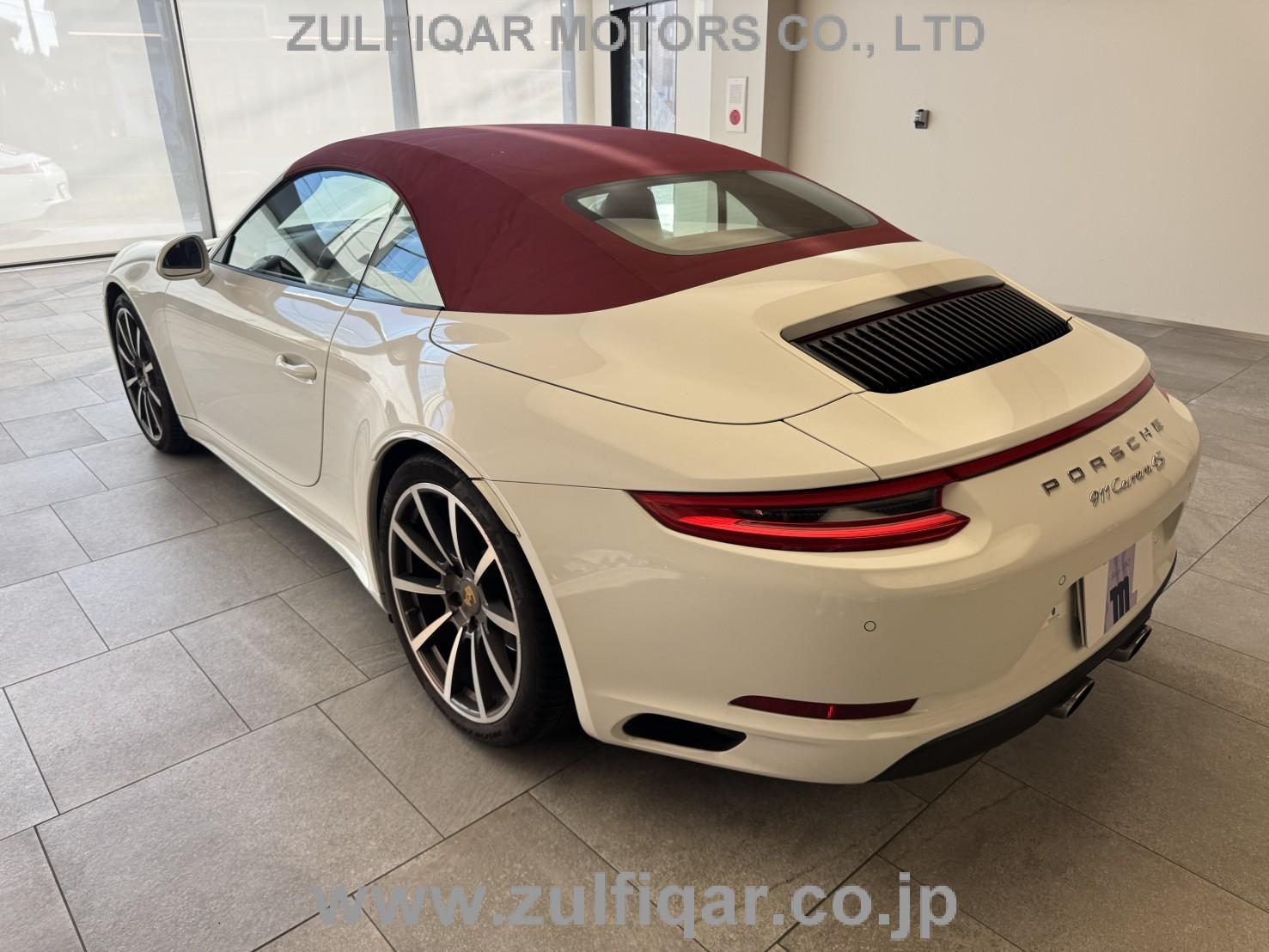 PORSCHE 911 2016 Image 21