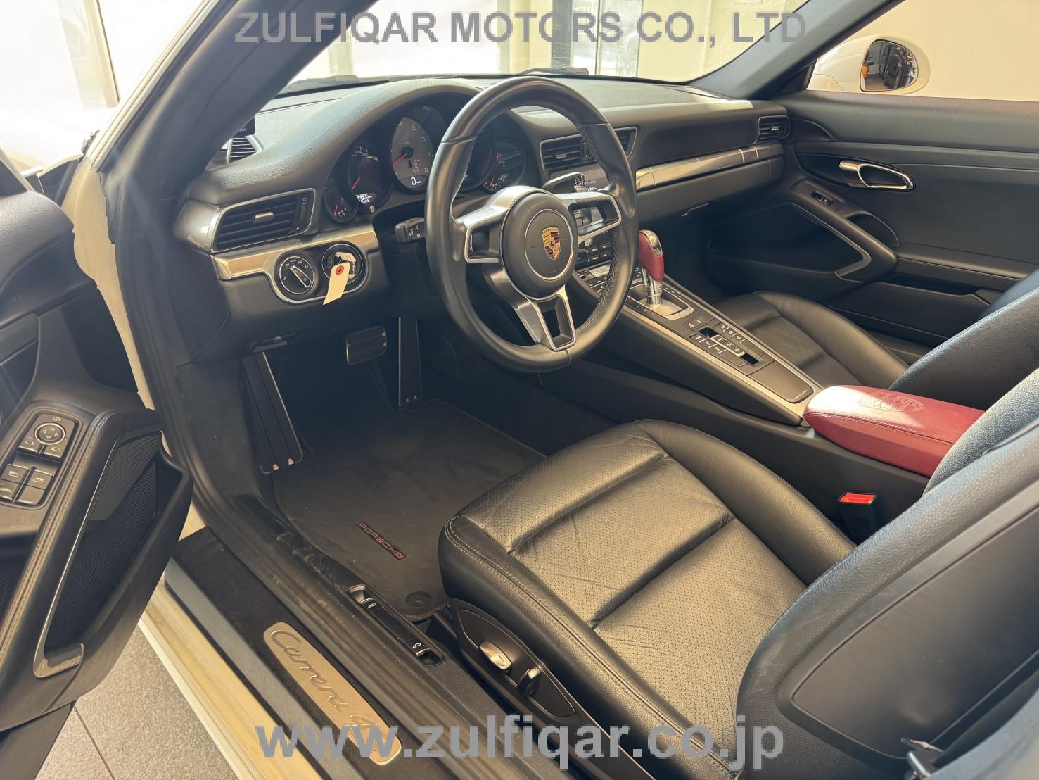 PORSCHE 911 2016 Image 23