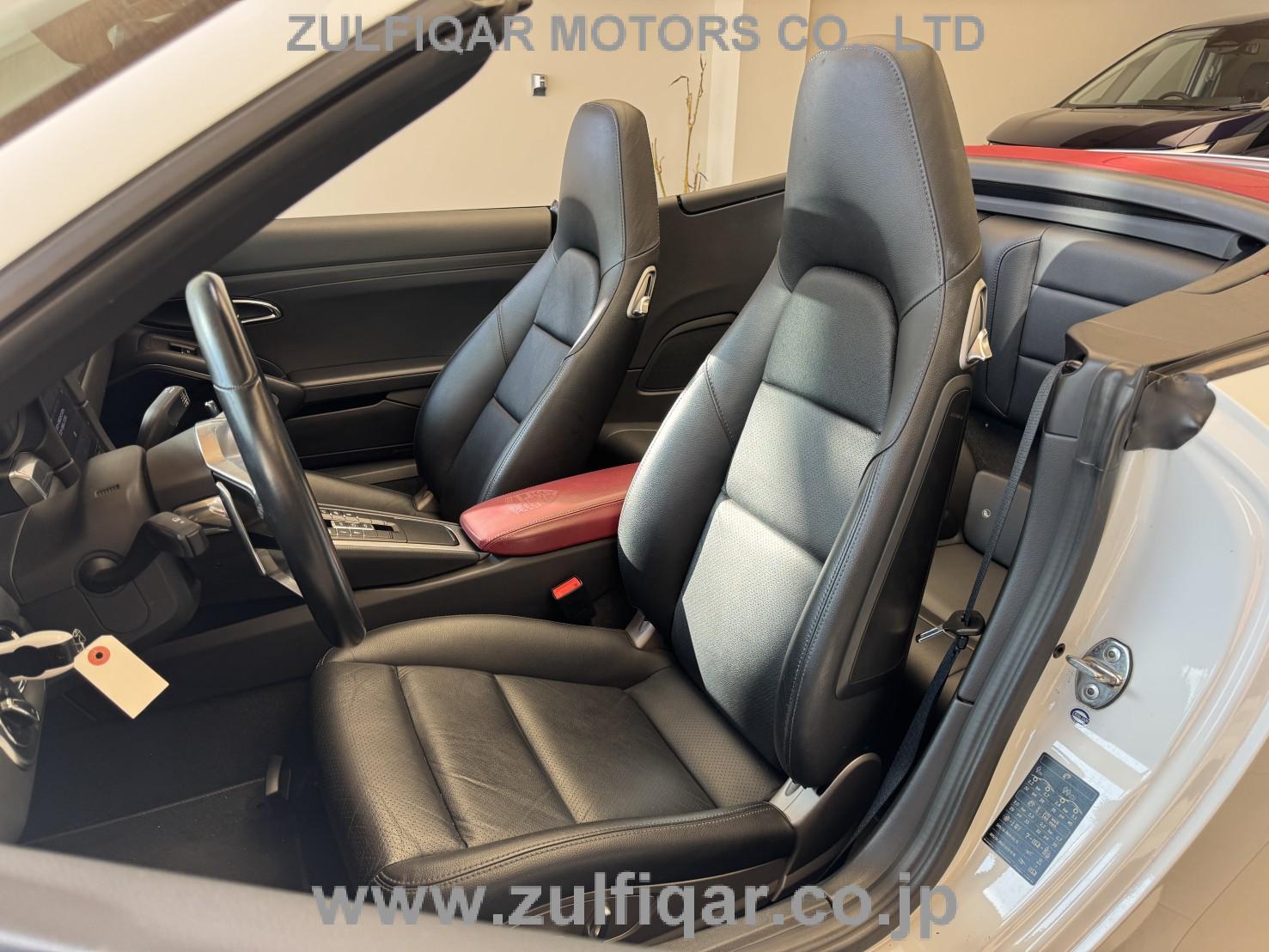 PORSCHE 911 2016 Image 25