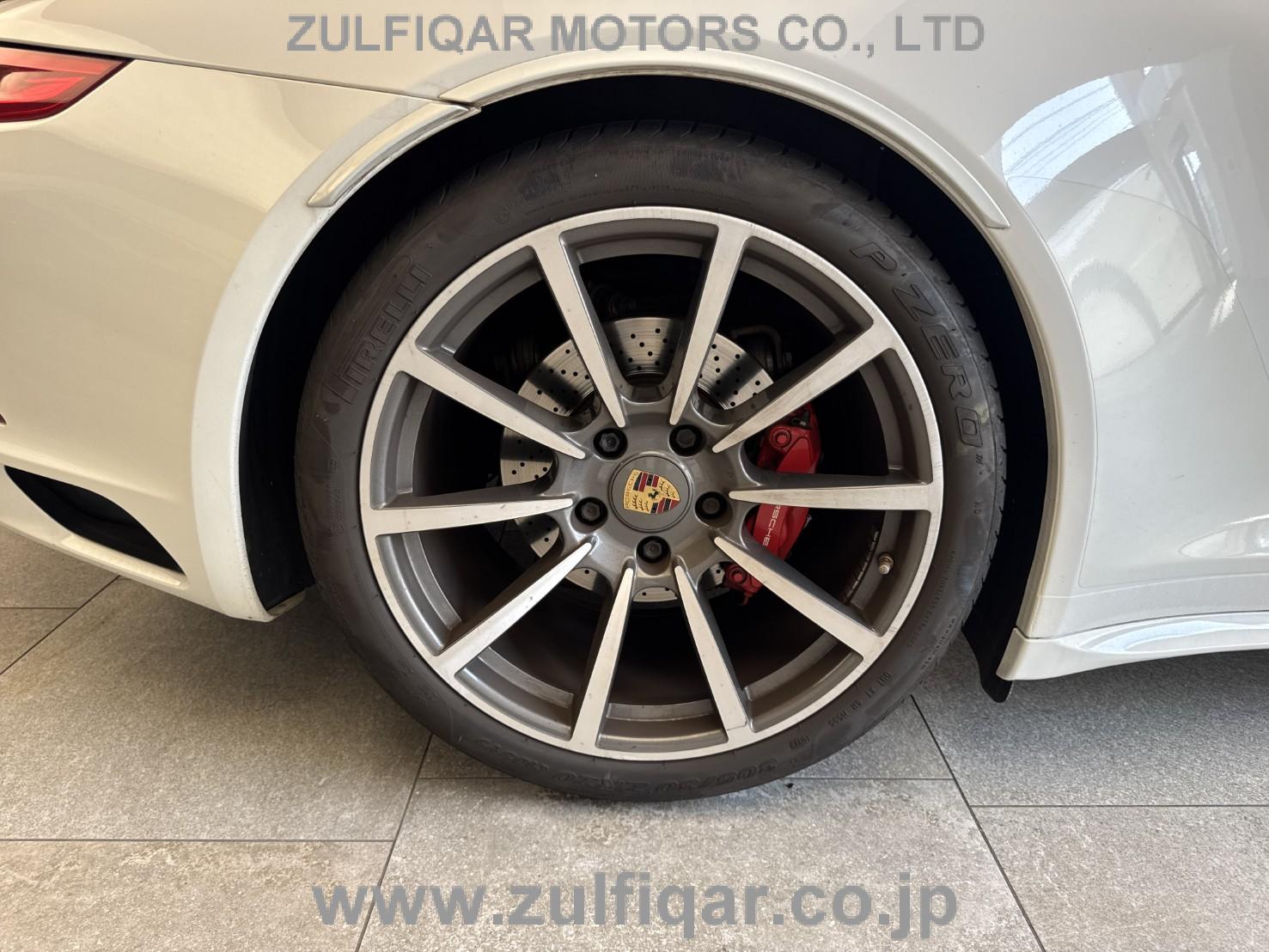 PORSCHE 911 2016 Image 33
