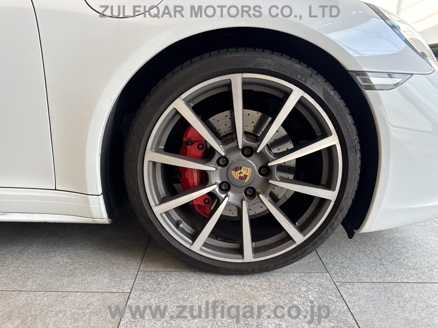 PORSCHE 911 2016 Image 34